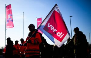 Verkehrsbehinderungen wegen Verdi-Streikwoche bei Autobahn