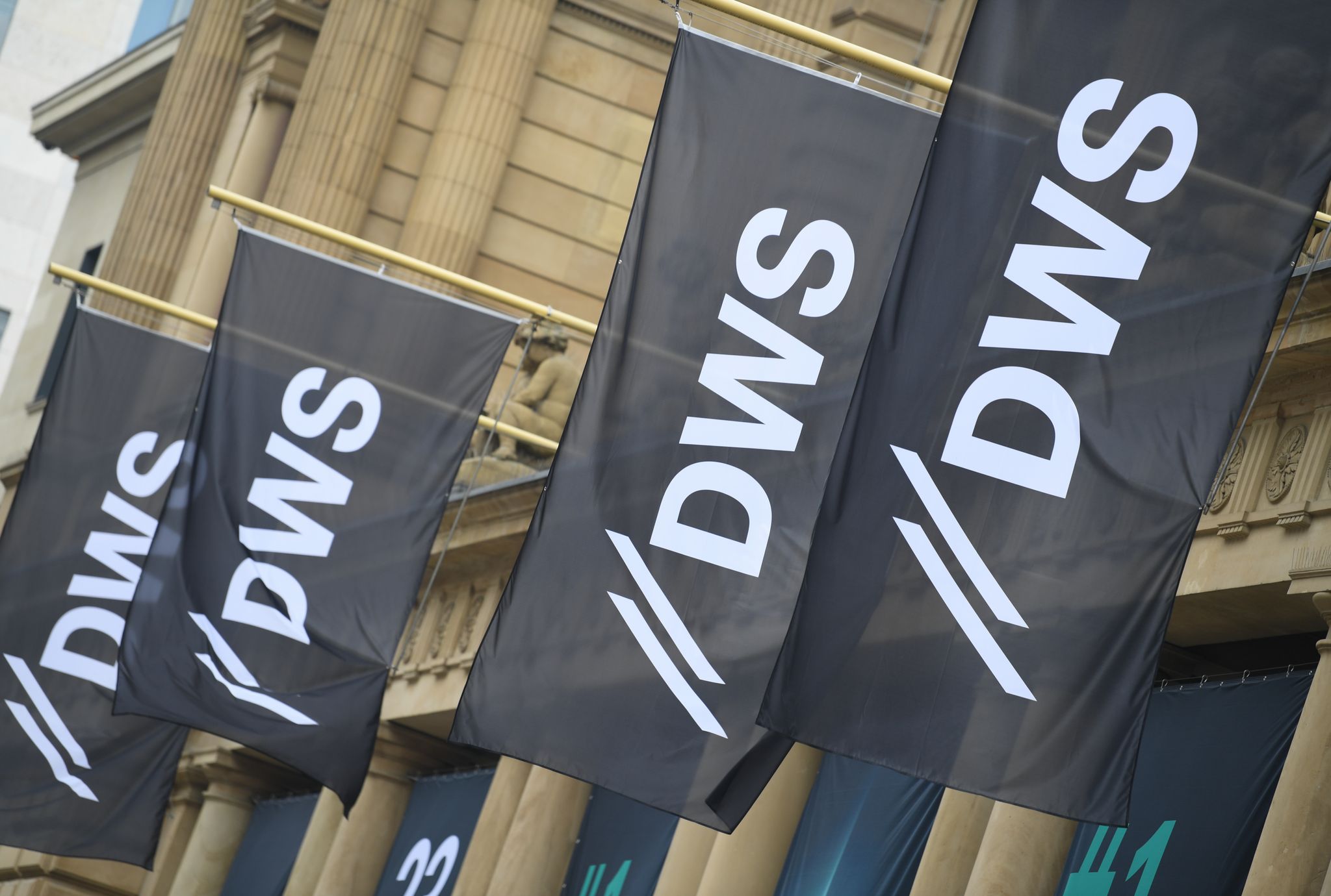 Deutsche-Bank-Tochter zahlt Millionen wegen Greenwashing