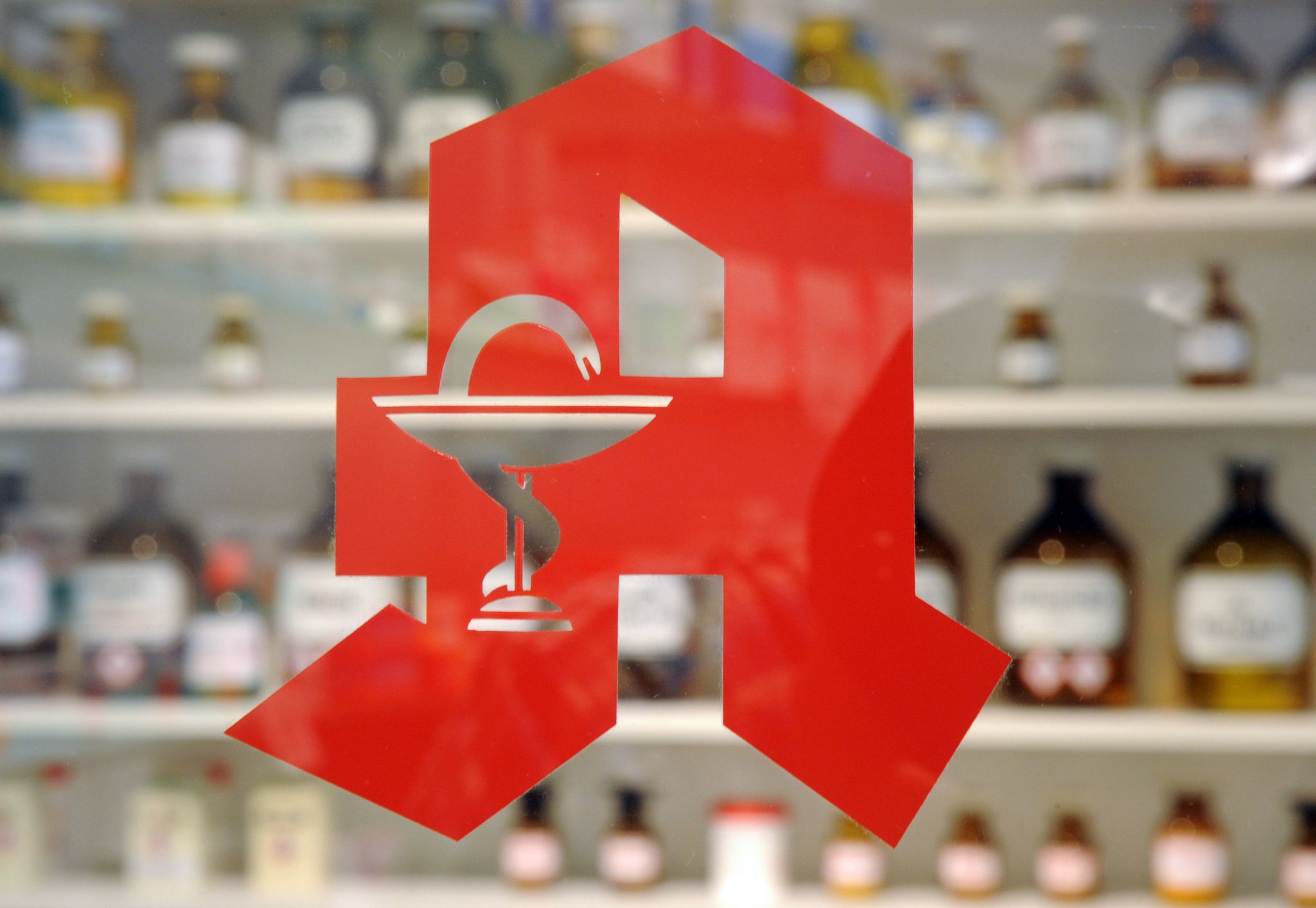 Darf dm apothekenpflichtige Medikamente online verkaufen?