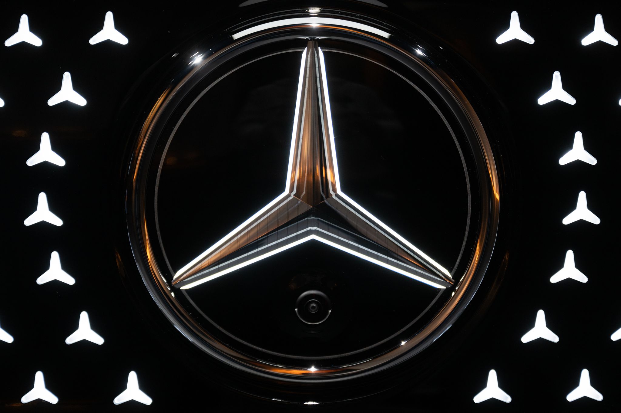 Mercedes warnt vor gefälschten Gebrauchtwagen-Angeboten