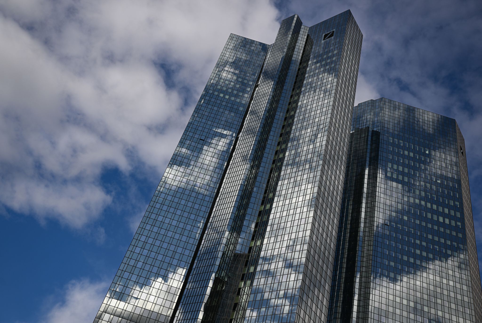 Gewinnsprung für Deutsche Bank zum Jahresauftakt