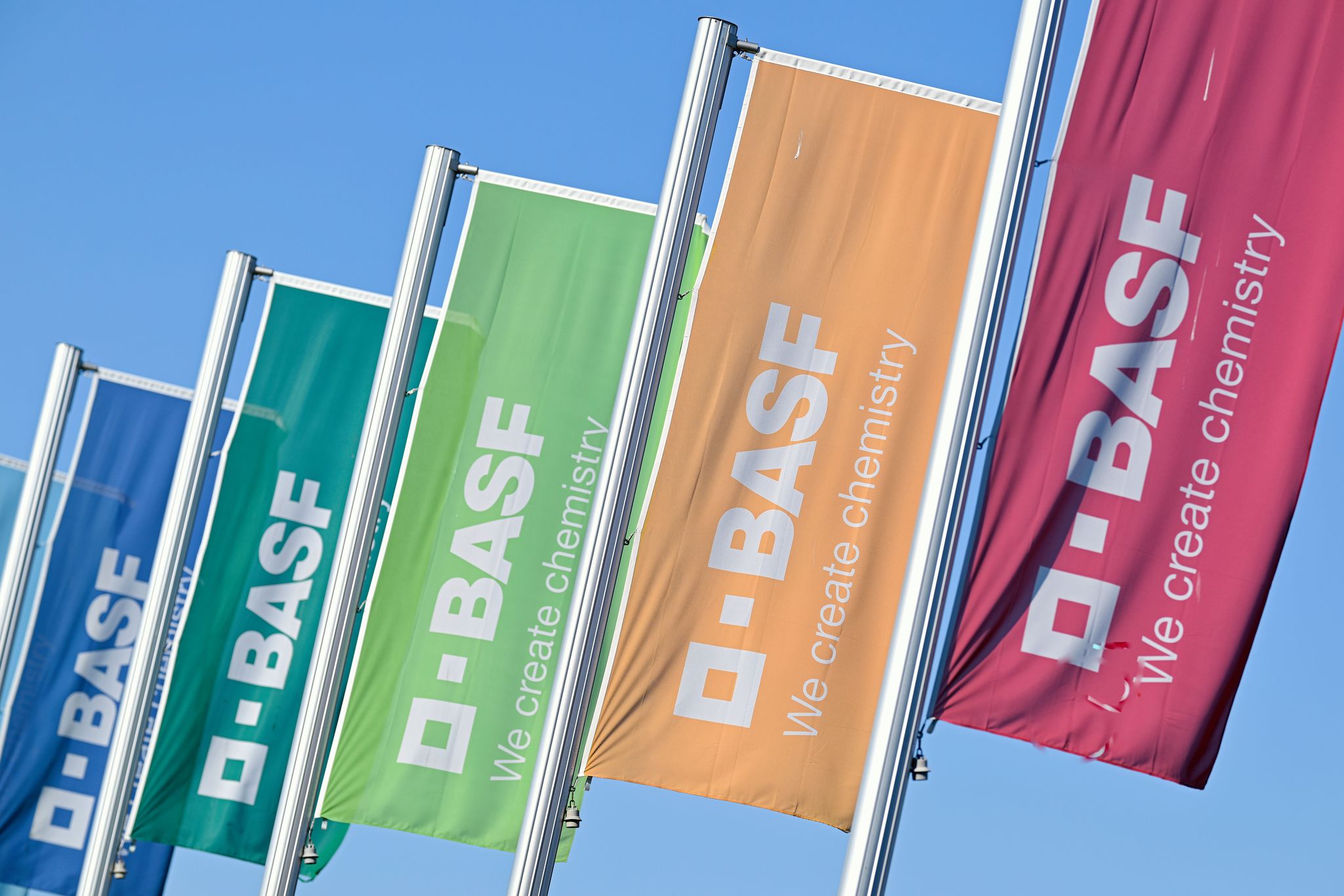 BASF plant globalen Hub in Indien – Kritik