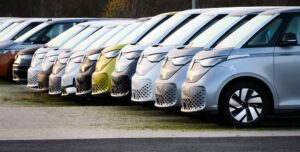 Ministerpräsident Lies: E-Autos für alle attraktiver machen