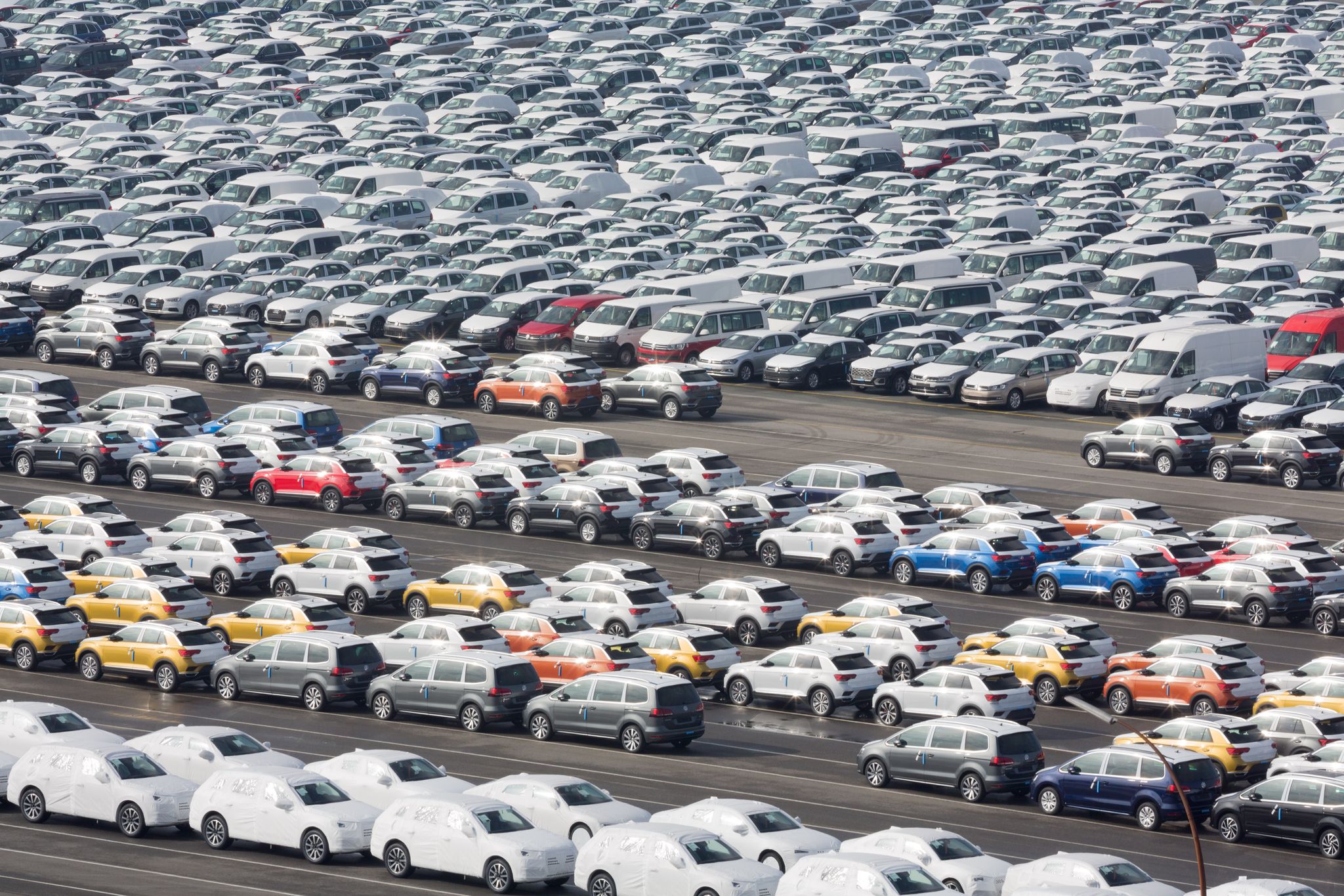 EU verhängt 460-Millionen-Kartellstrafe gegen Autobauer