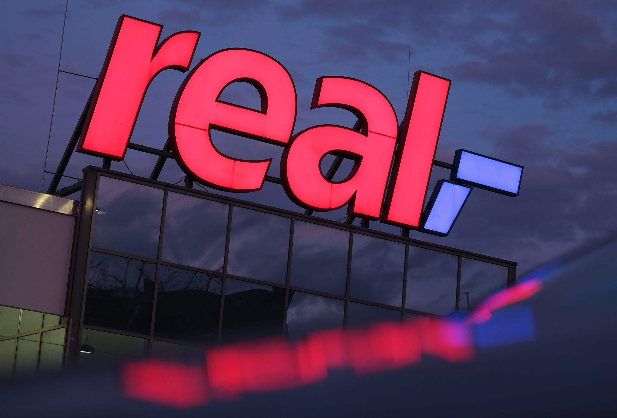 Kartellamt erlaubt Übernahme von Real-Märkten durch Kaufland