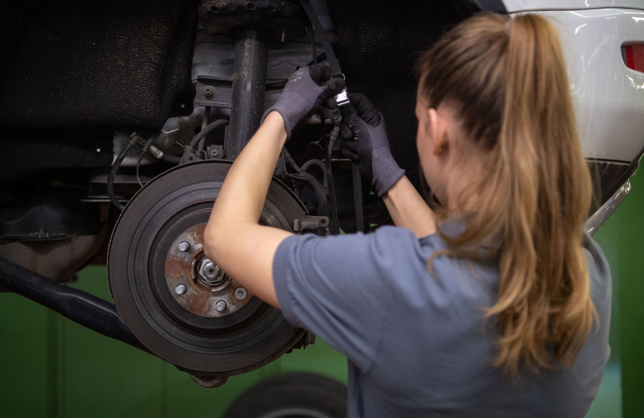 Frauen verlieren in Corona-Krise mehr Arbeitszeit