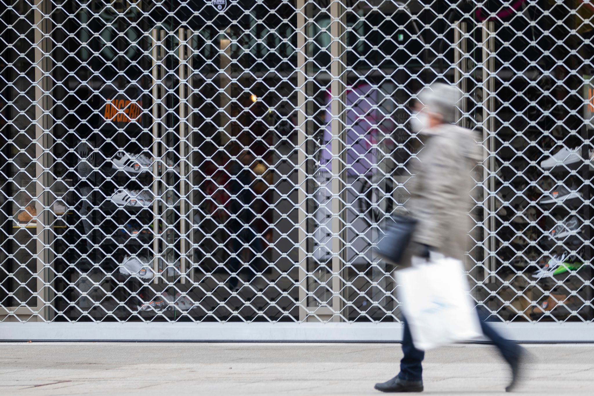 Handel erwartet kein schnelles Ende der Ladenschließungen