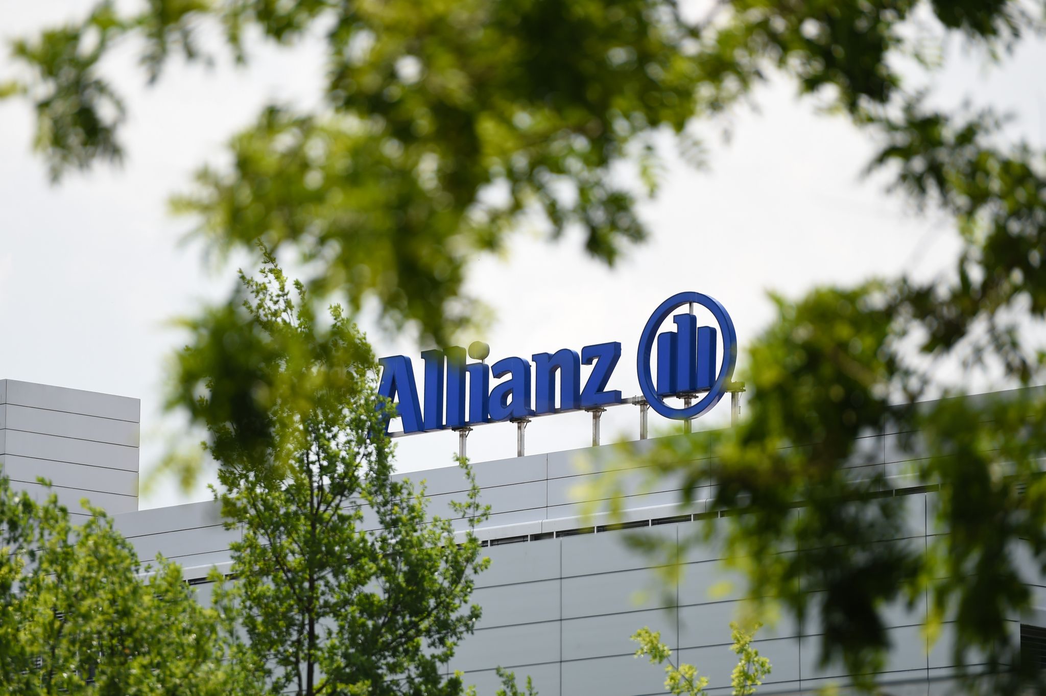 Allianz will Kundenmilliarden klimafreundlicher anlegen