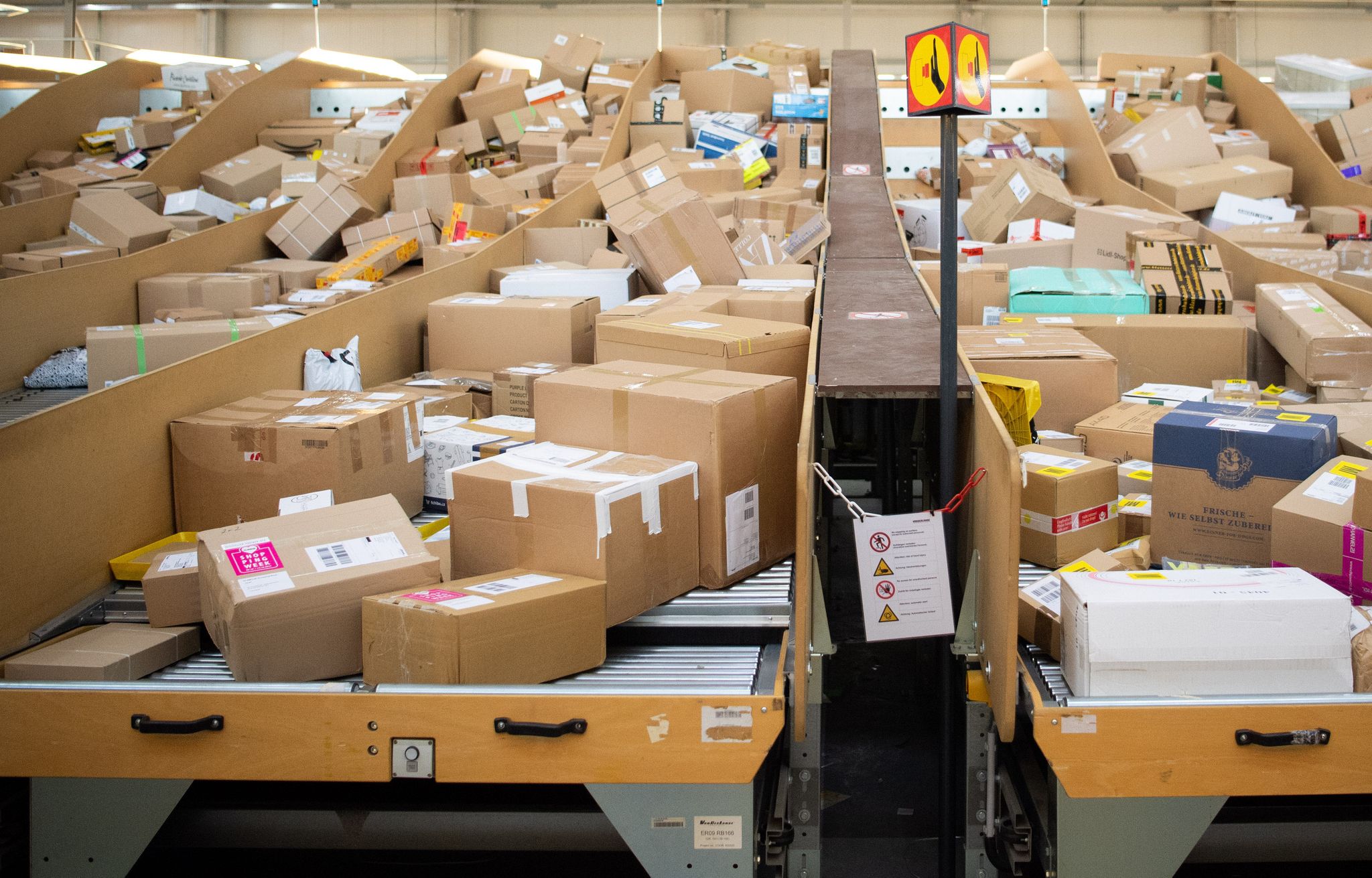 Schlichtungsverfahren: Paketdienstleister sollen teilnehmen