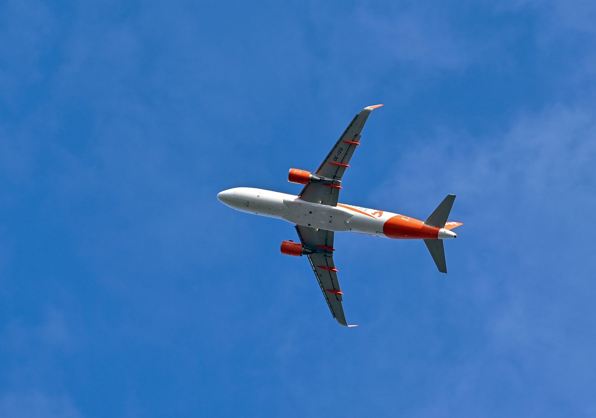 Billigflieger Easyjet steuert durch harten Winter