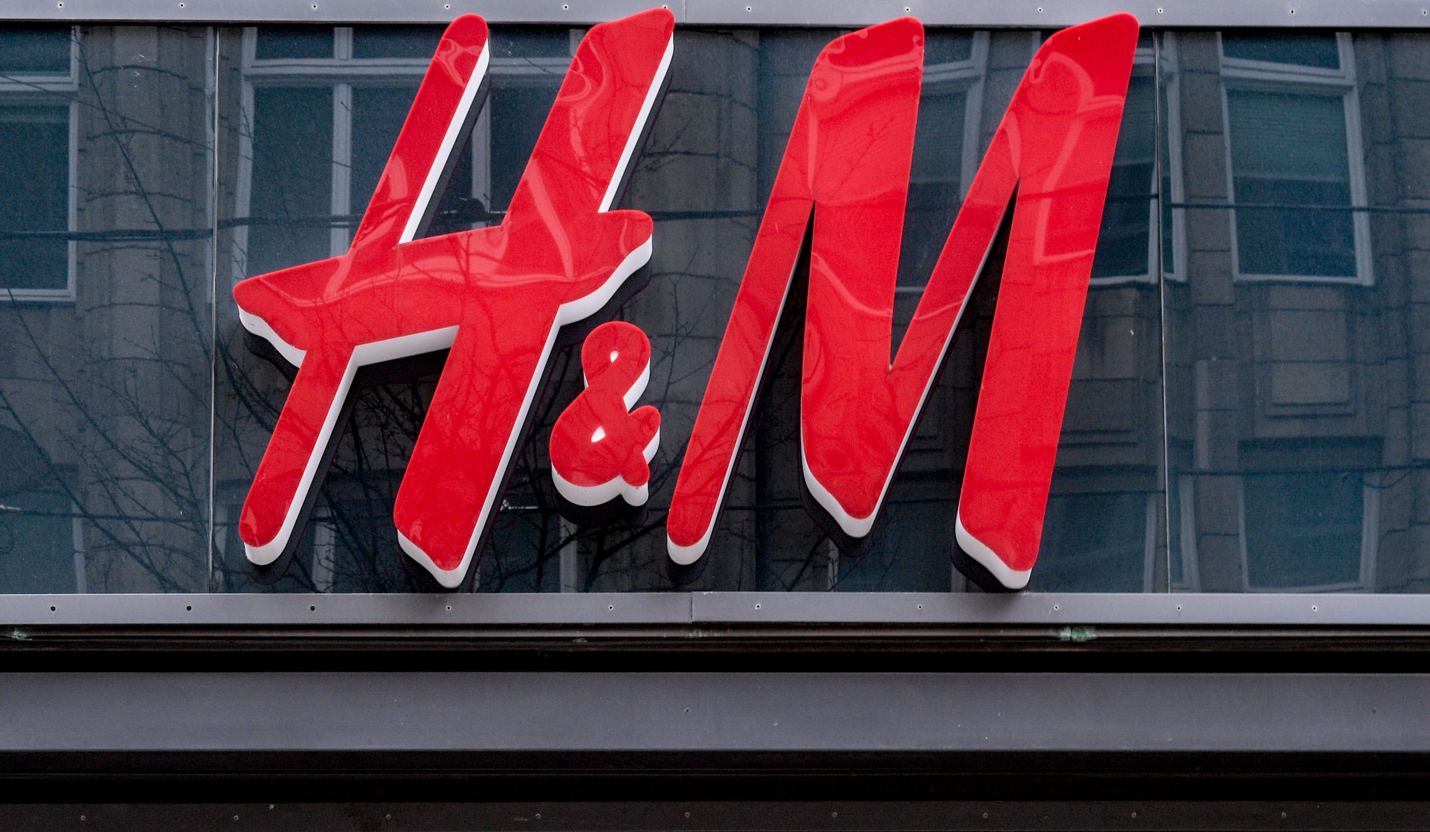 SPD-Kritik an H&M für Freiwilligenprogramm bei Stellenabbau