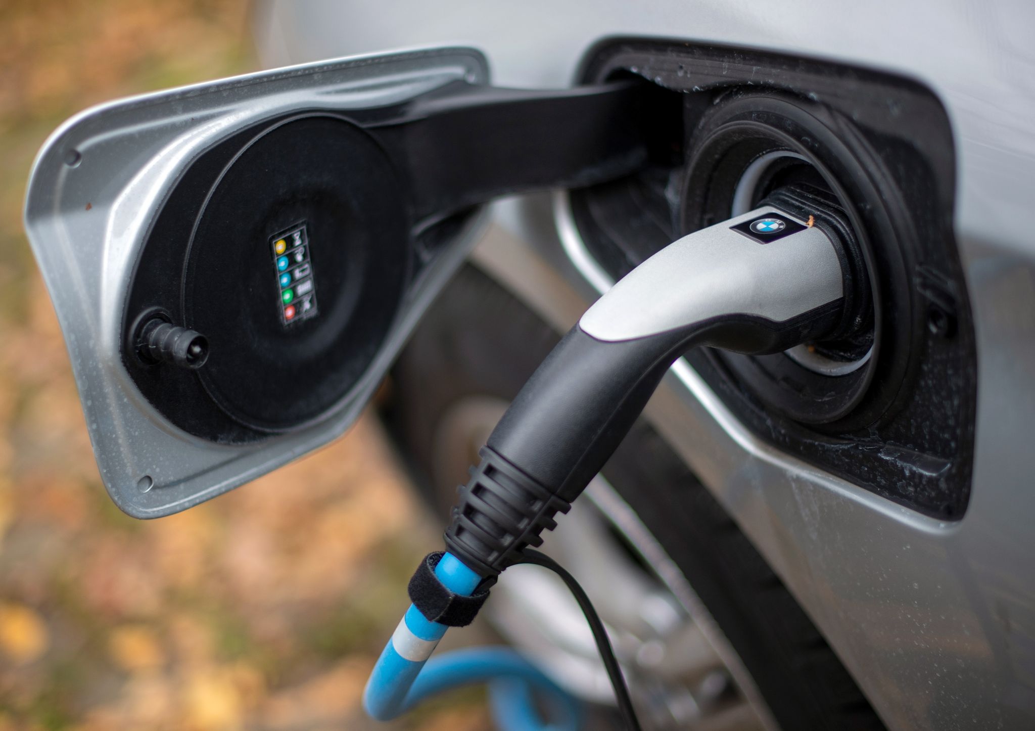 Reichweite zählt für Autofahrer beim E-Auto am meisten