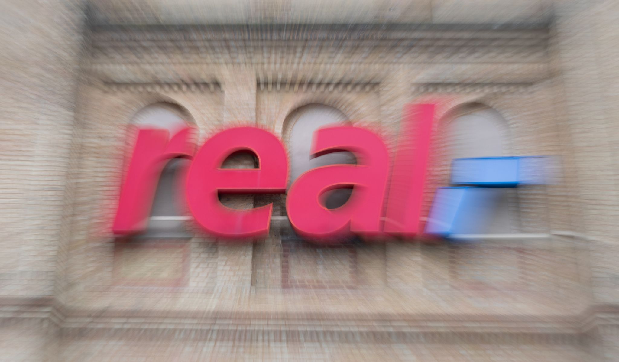 Kartellamt gegen Übernahme von 28 Real-Läden durch Edeka