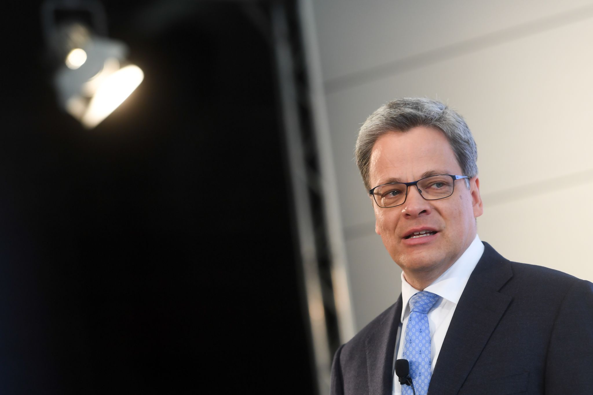 Commerzbank macht Tempo bei Konzernumbau