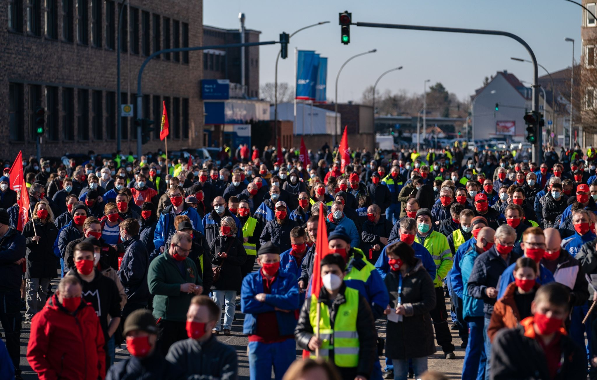 IG Metall zählt 60.000 Teilnehmer an Warnstreiks