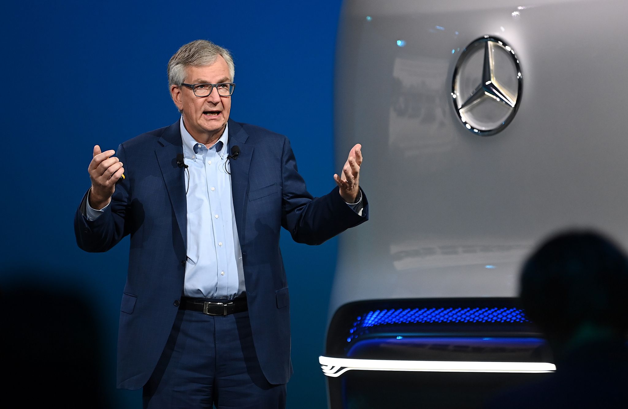 Daimler-Truck-Chef verteidigt Ausstieg aus Motorenproduktion