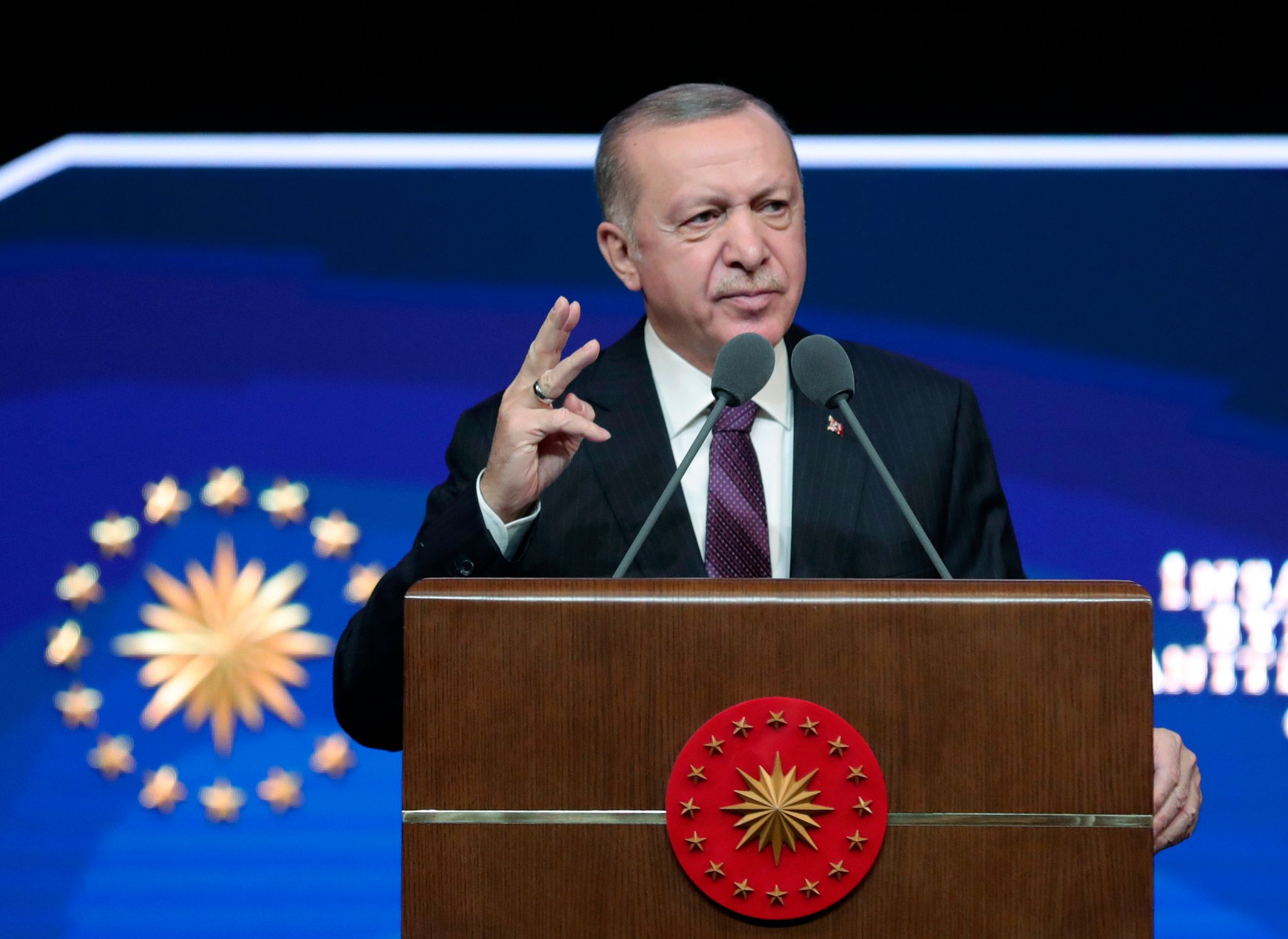 Erdogan ruft Türken nach Lira-Verfall zu Investitionen auf
