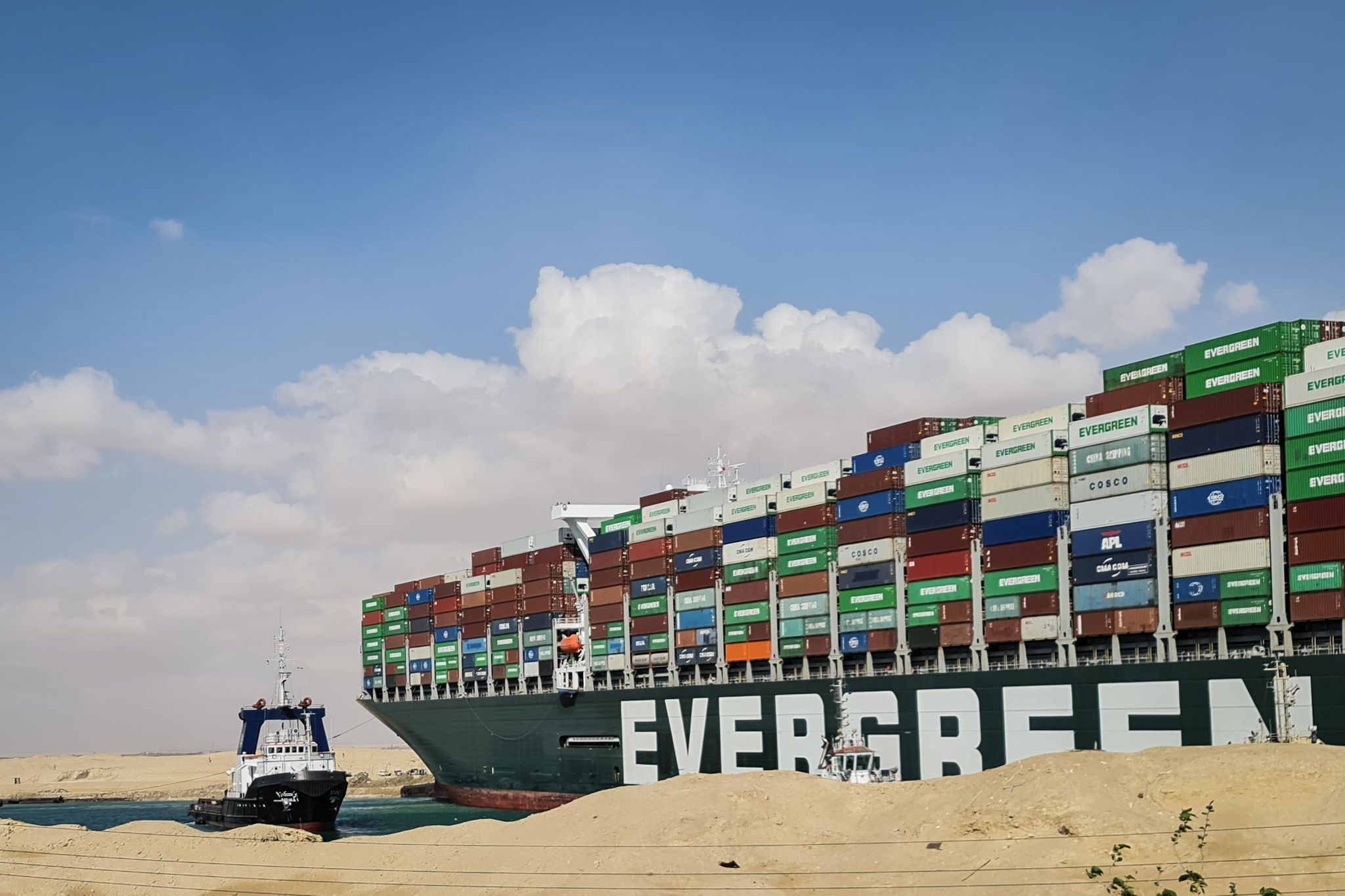 «Leichte Bewegung» bei Containerschiff-Freilegung
