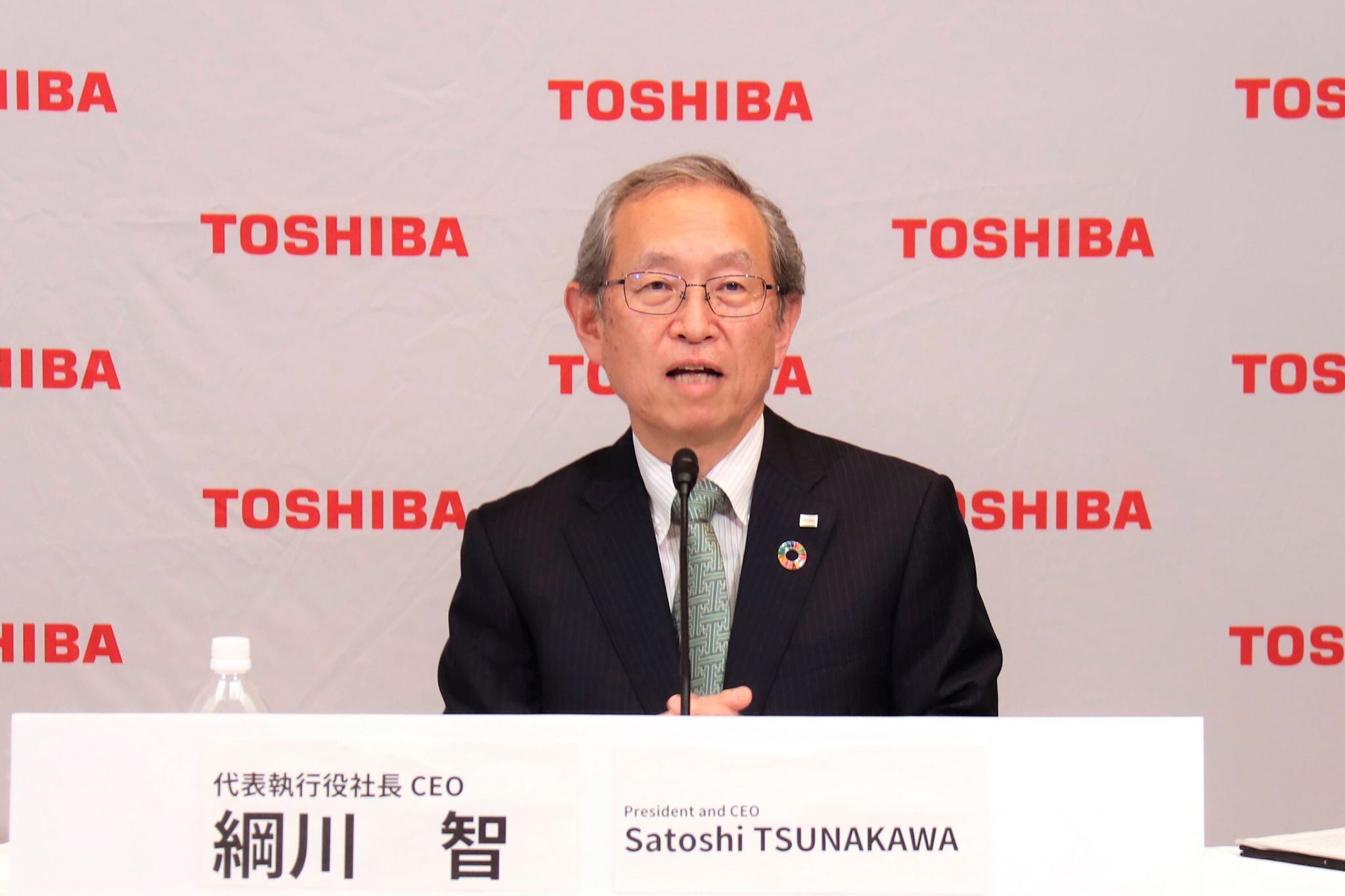 Nach Übernahmeangebot: Toshiba-Chef tritt überraschend ab