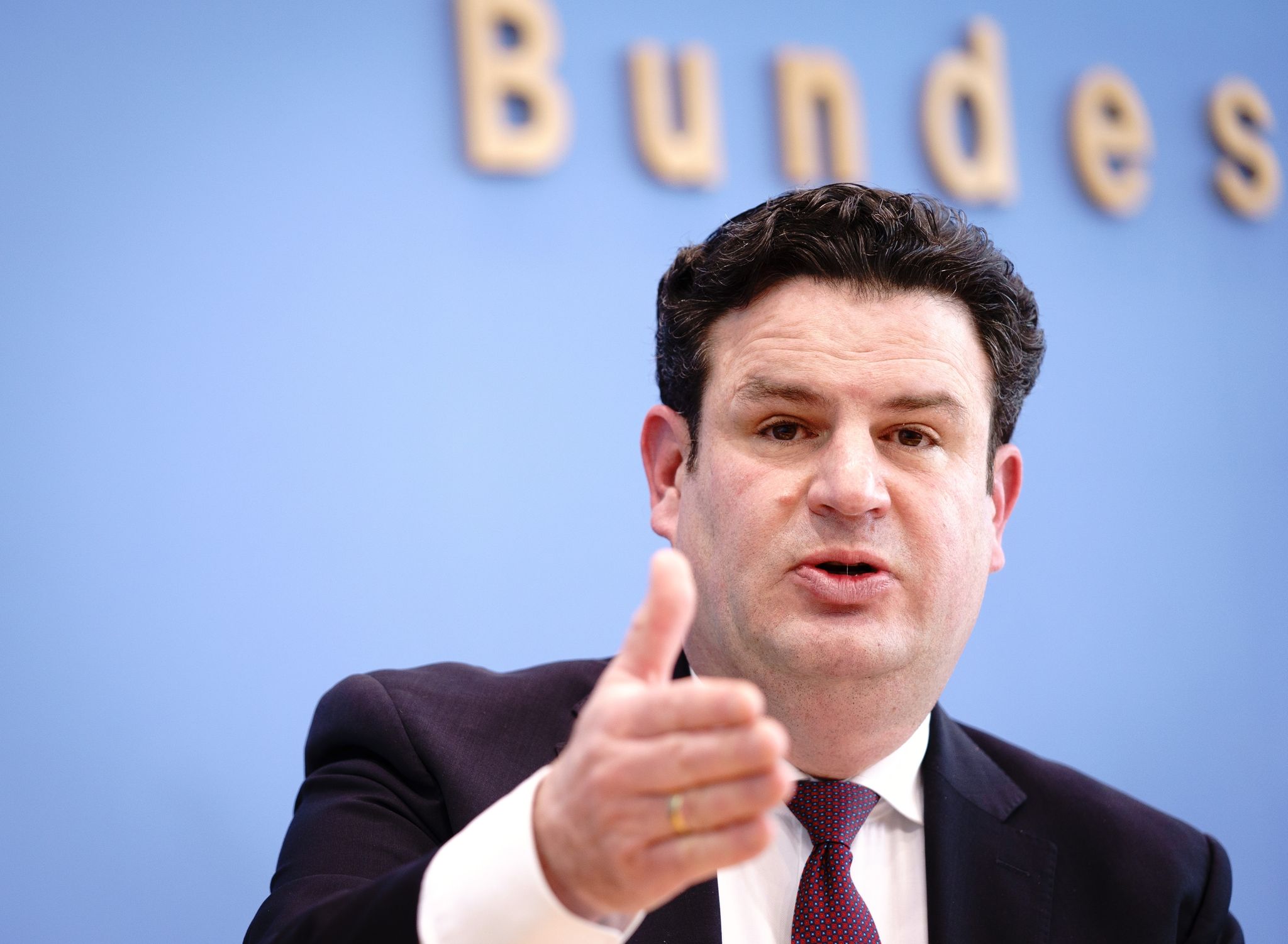 Heil will befristete Arbeitsverträge bechränken