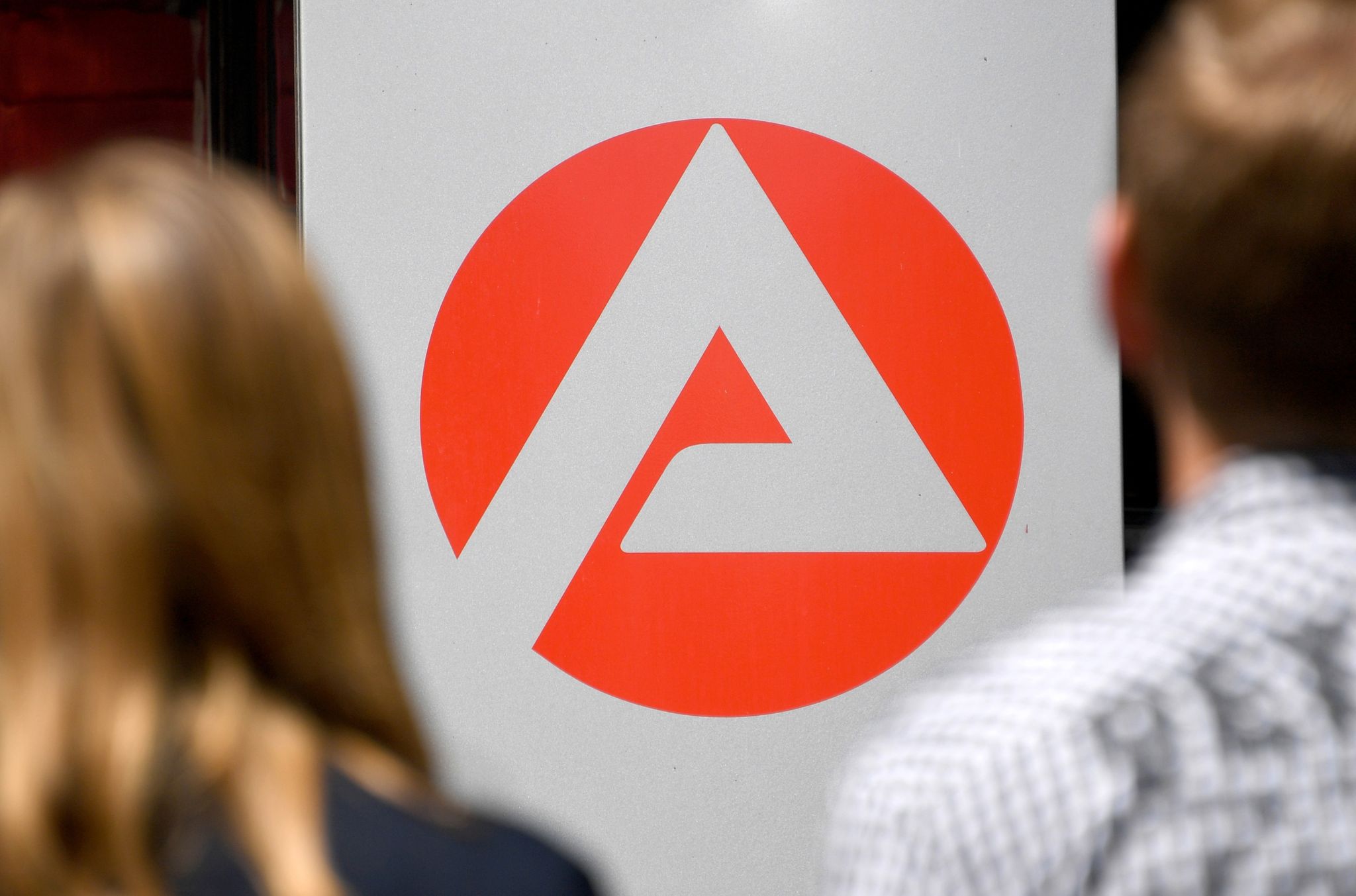 Zahl der Langzeitarbeitslosen wirft Sorgenfalten auf