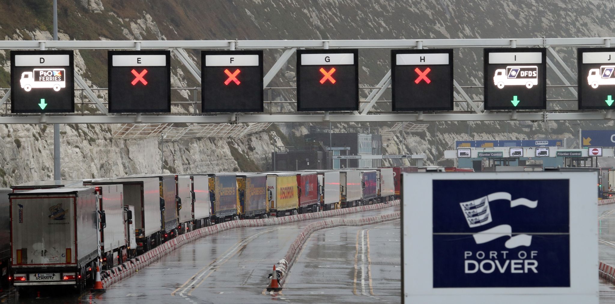 Firmen erwarten mehr Probleme durch Brexit als Covid-19