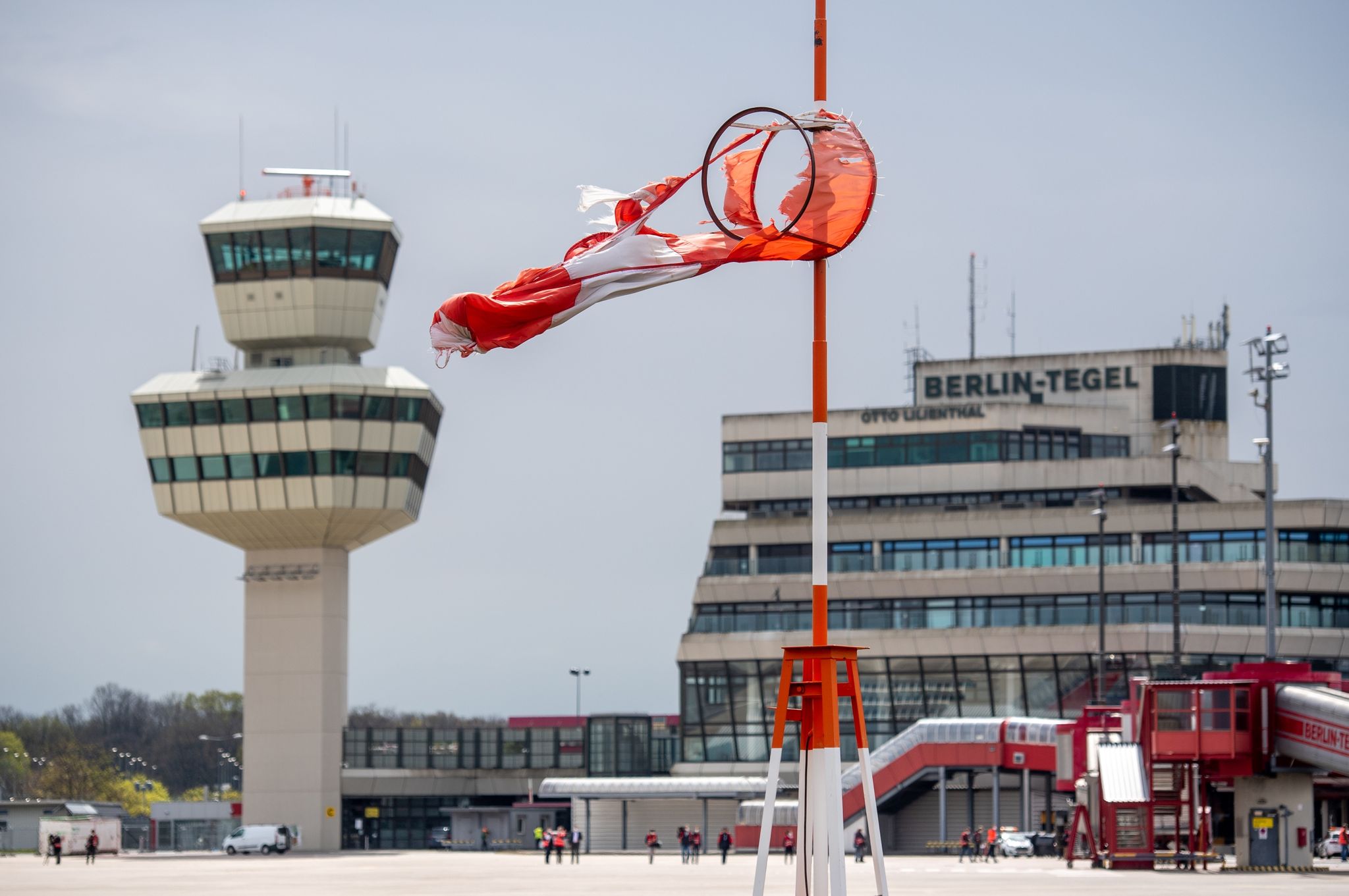 Ende des Schlummerbetriebs: Flughafen Tegel stillgelegt