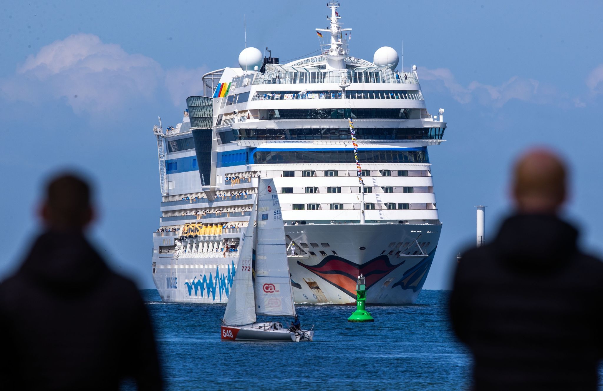 Kreuzfahrt-Branche startet Saison in Deutschland