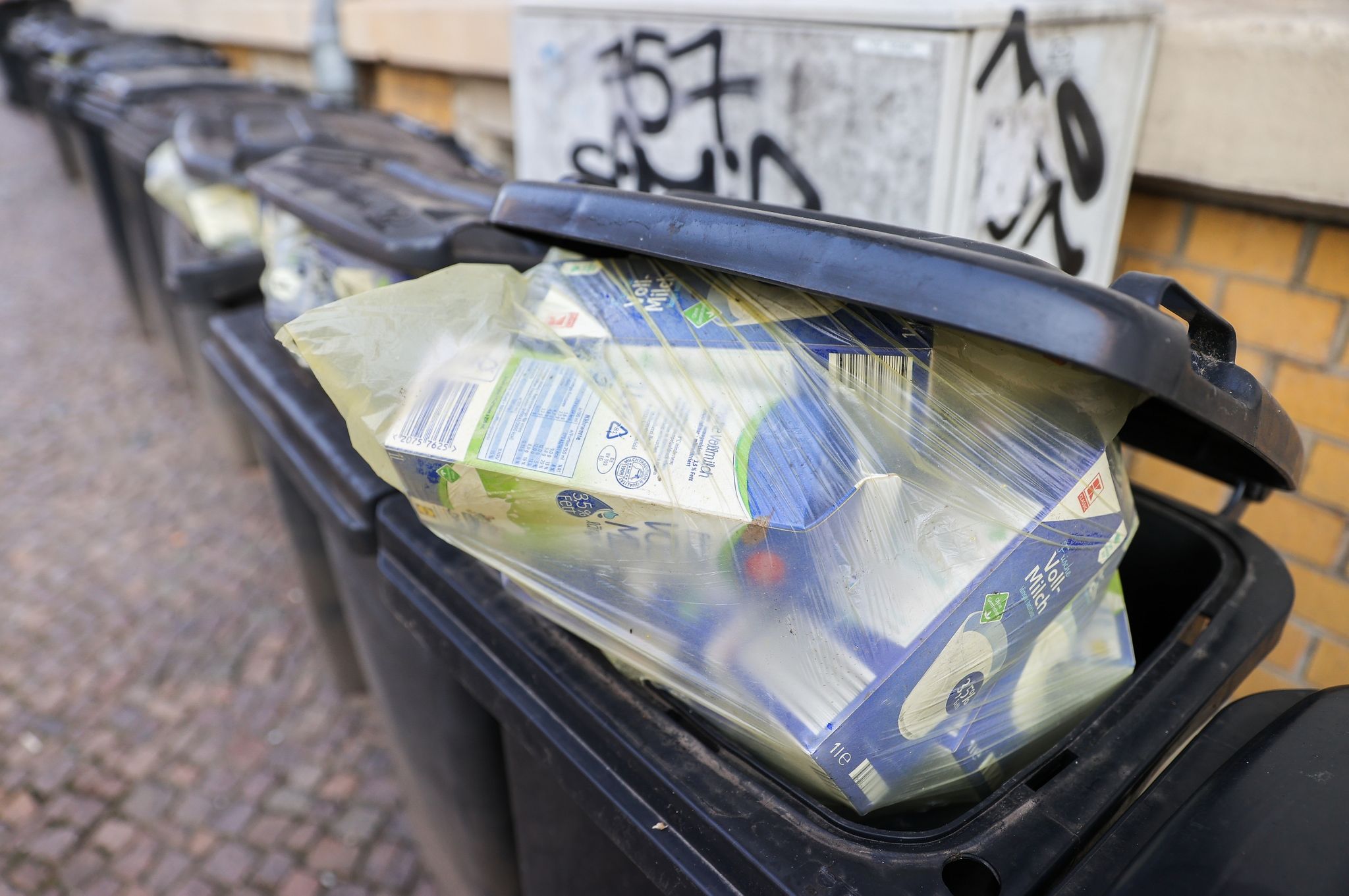 Verpackt und zugeschweißt: Produkte und ihre Hüllen