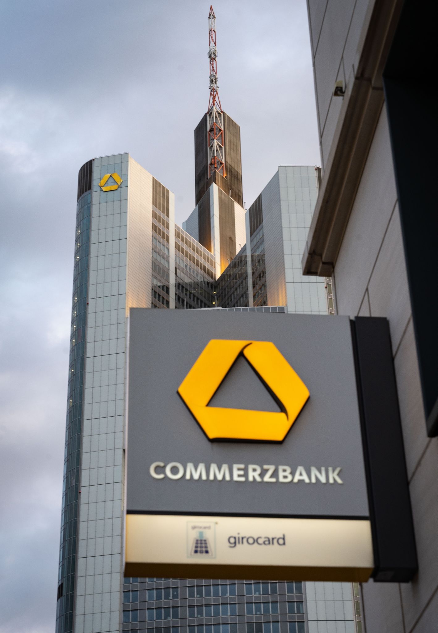 Commerzbank verspricht Tempo beim Konzernumbau