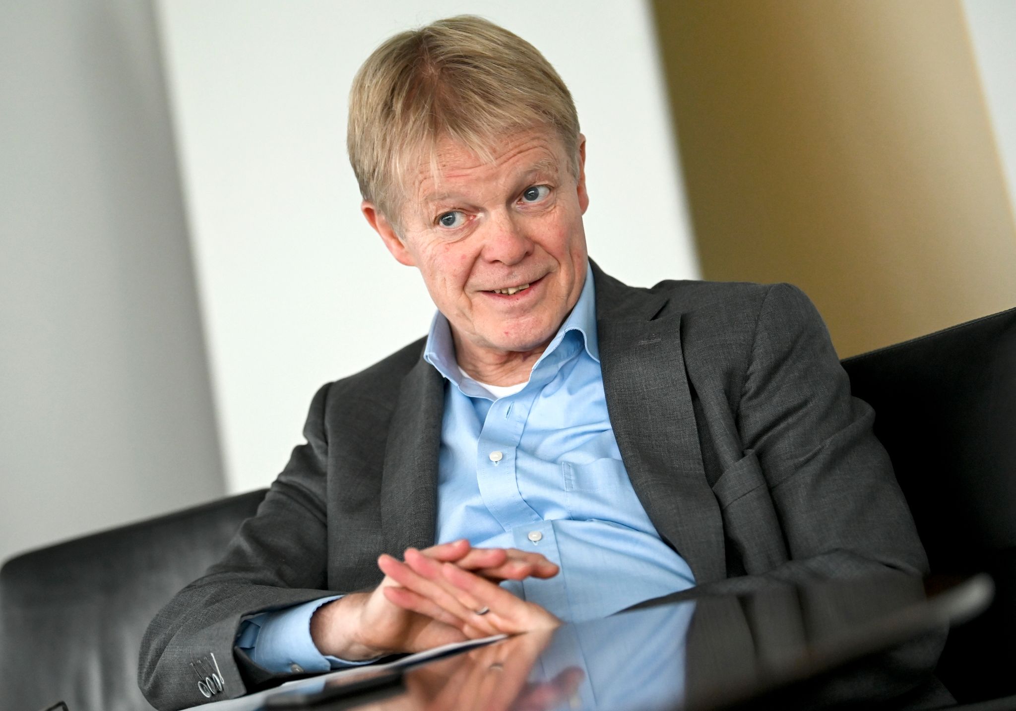 DGB-Chef Hoffmann knüpft Homeoffice-Pflicht an Impfungen