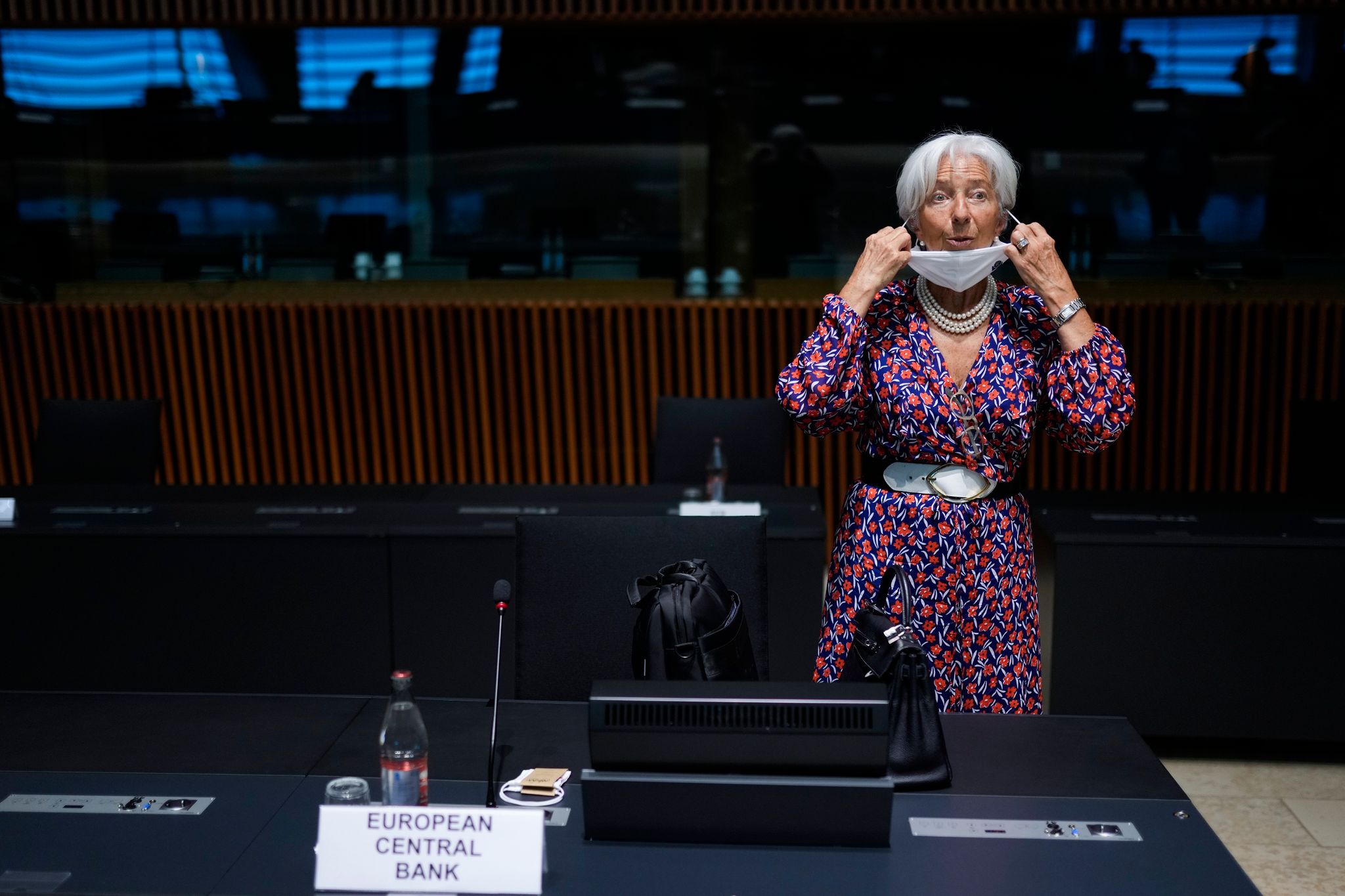 Lagarde hält geldpolitische Unterstützung für weiter nötig