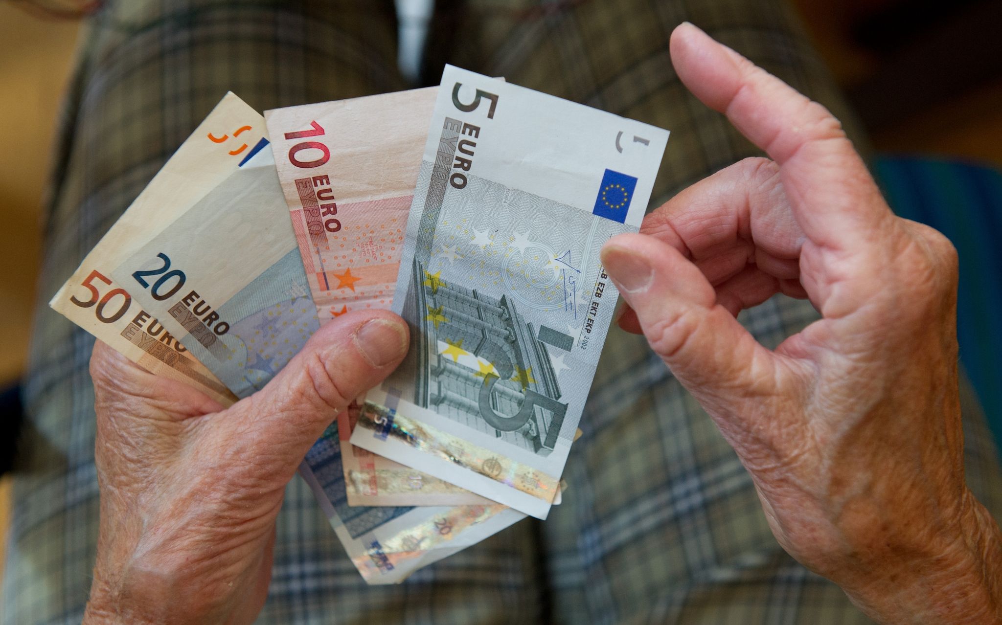 Mehr Ältere bleiben im Job