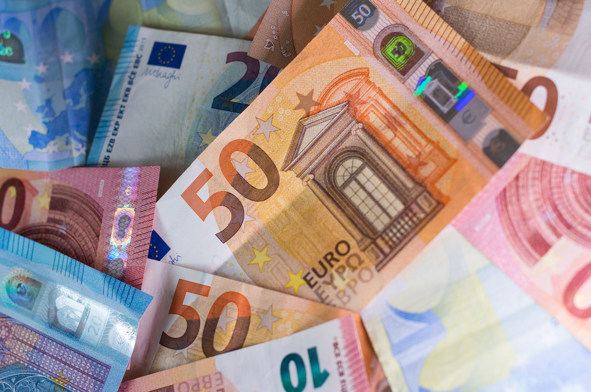 Studie: Jugendliche wünschen sich mehr Finanzbildung