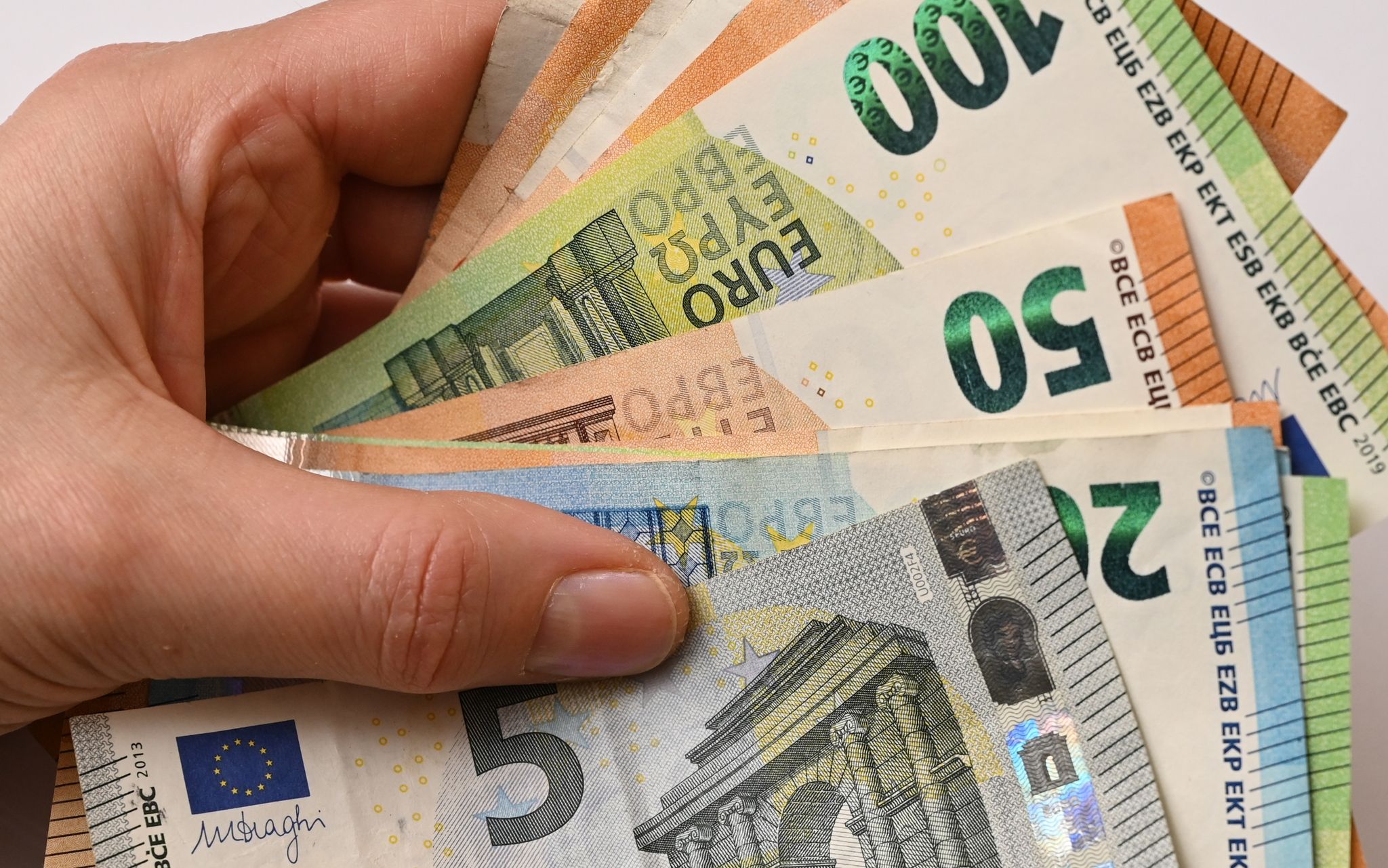 Einzelhandelsumsätze in der Eurozone legen kräftig zu