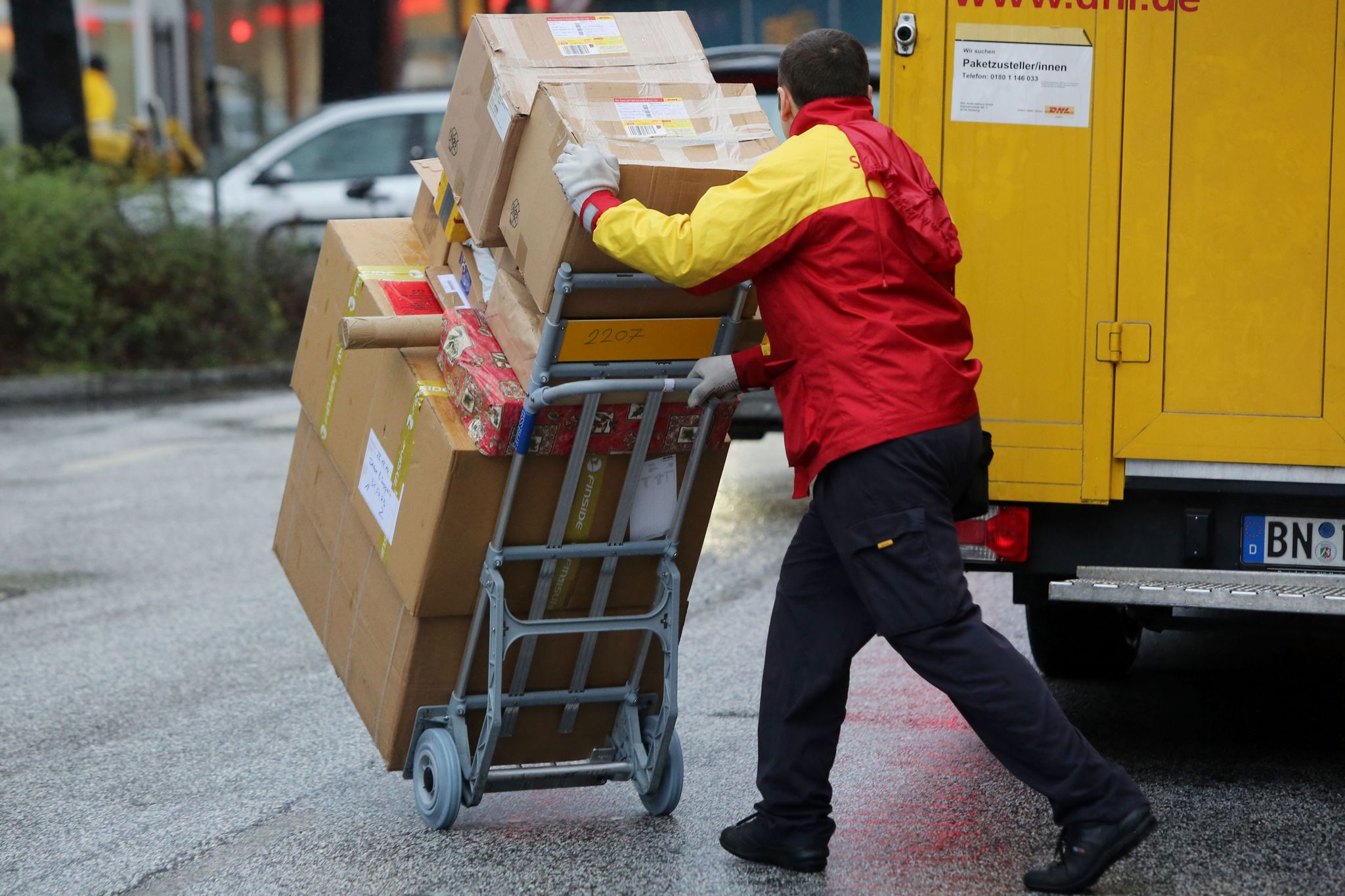 Online-Handel beschert Post neues Rekordergebnis