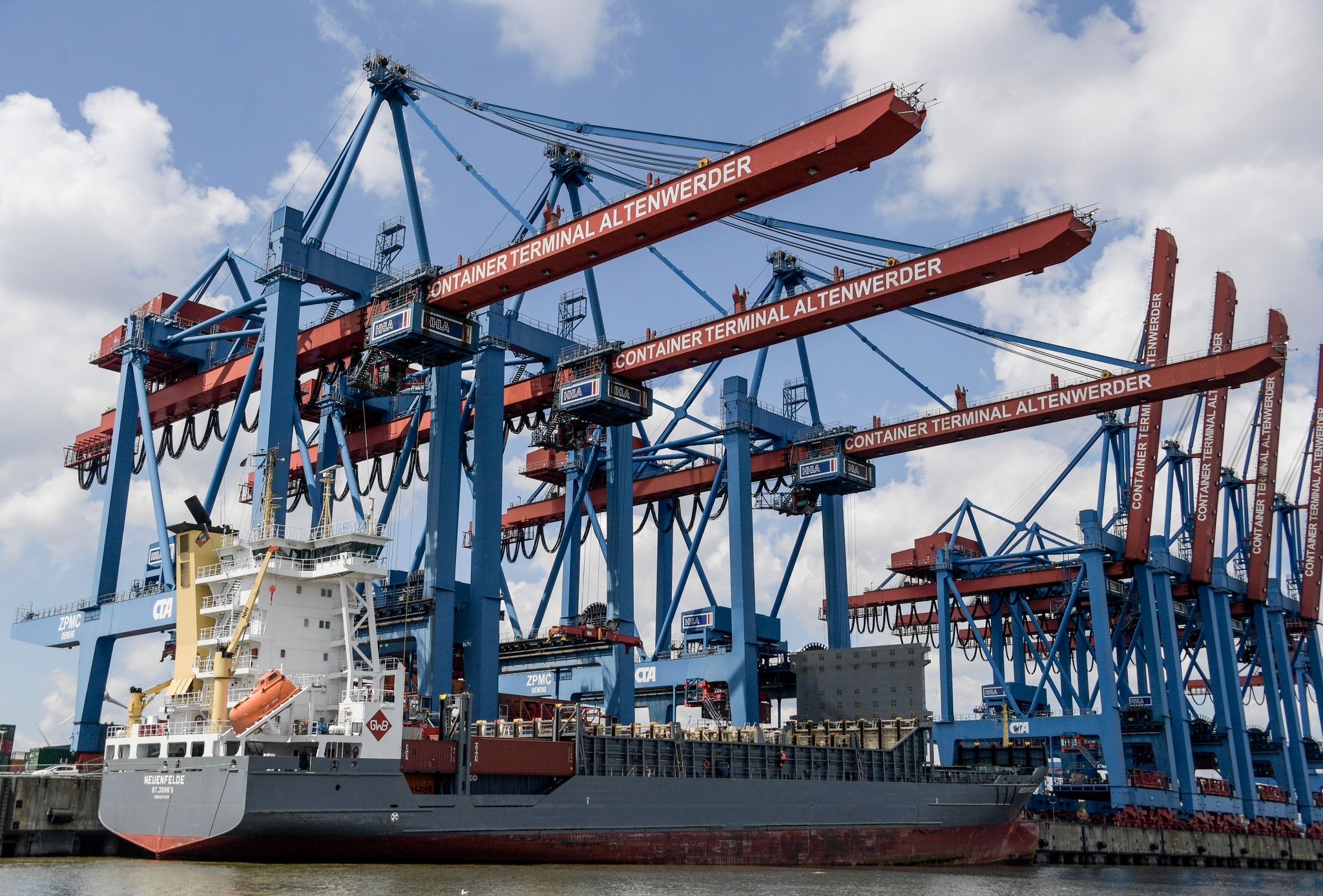 Deutschlands Exporteure auch im Mai mit Zuwächsen