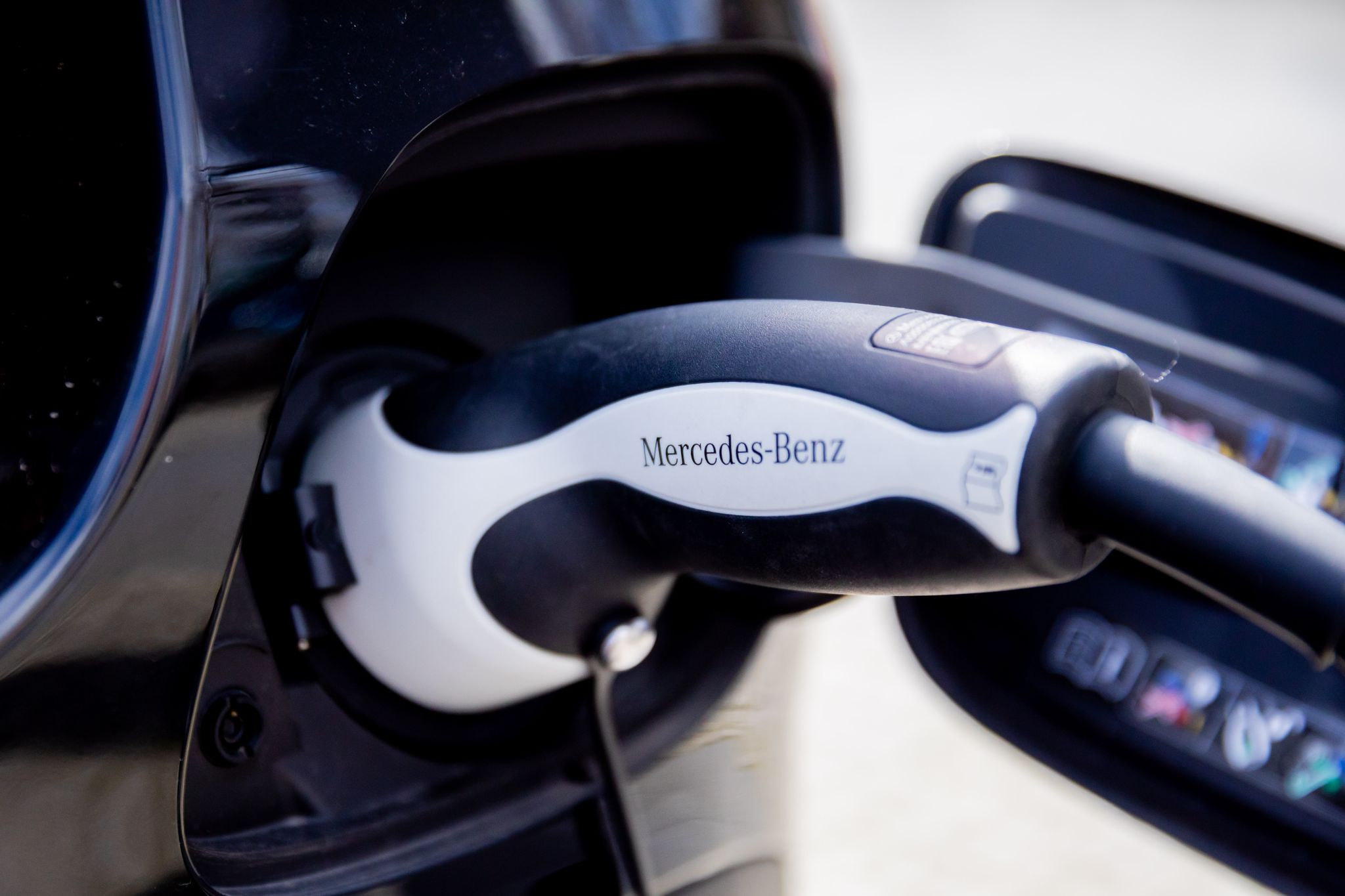 Mercedes verabschiedet den Verbrennungsmotor