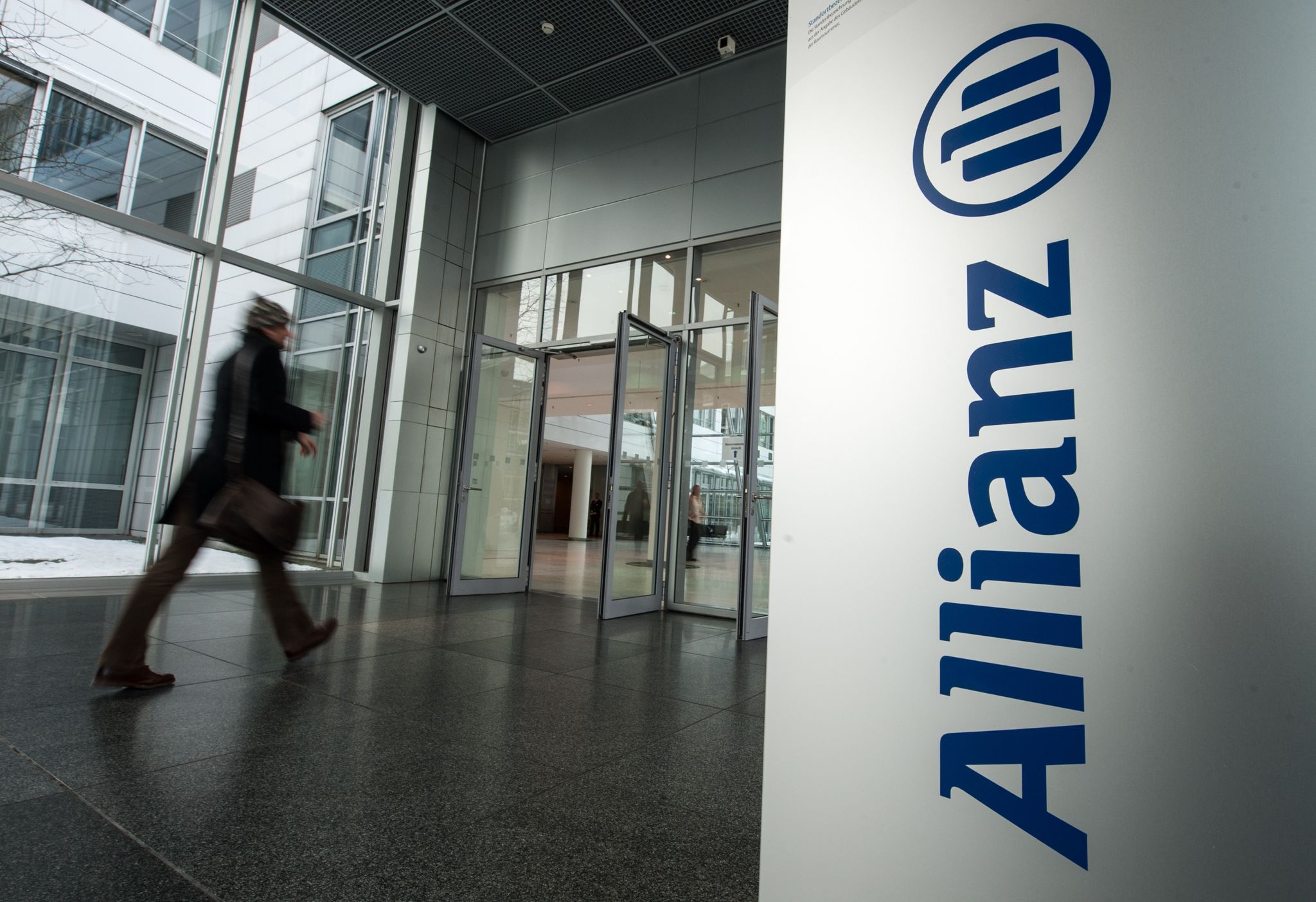 Allianz zahlt Rekordsumme für Frankfurter Bürohochhaus