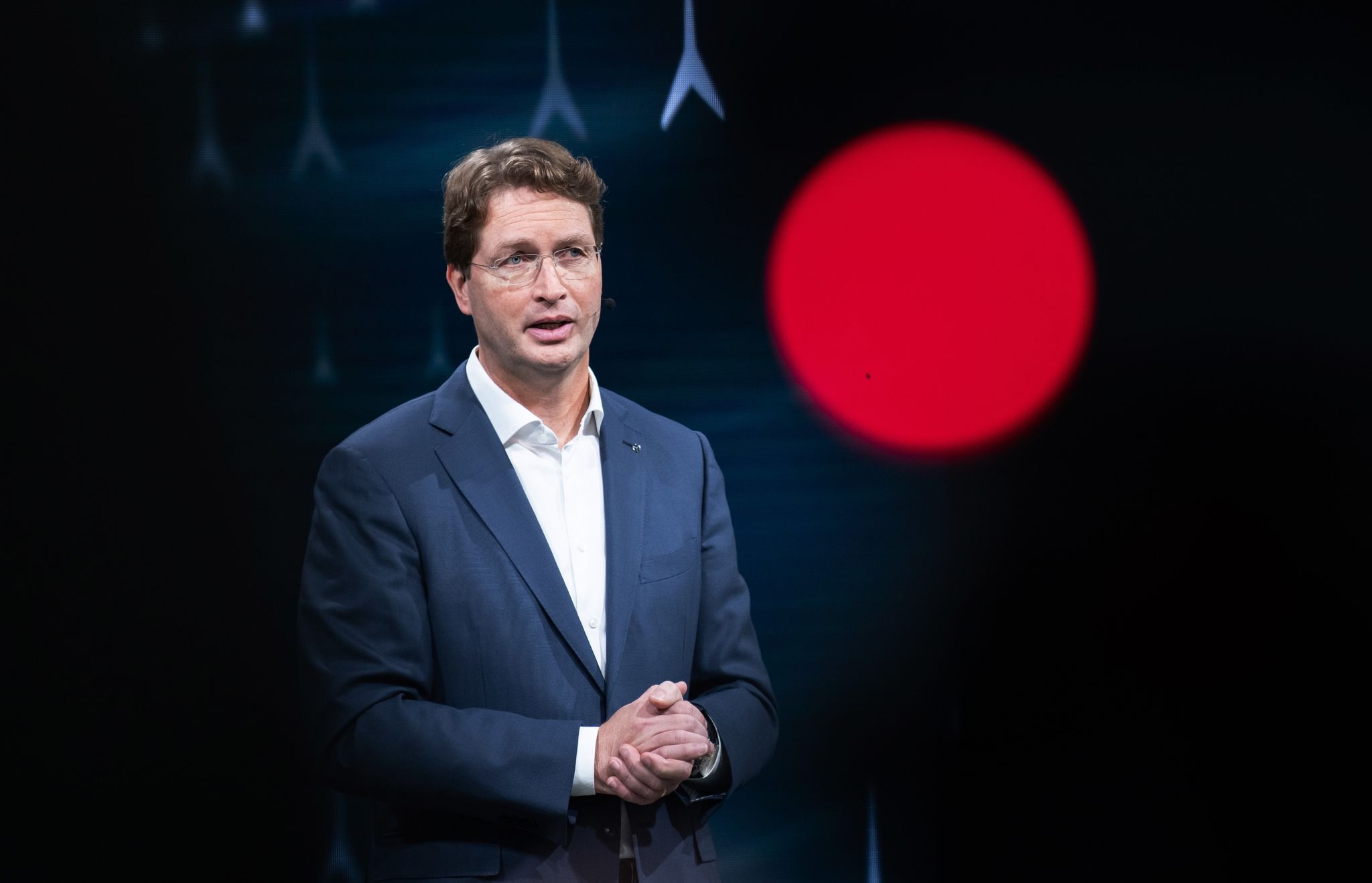 Daimler-Chef: Weniger Arbeitsplätze nach Wechsel zu Elektro