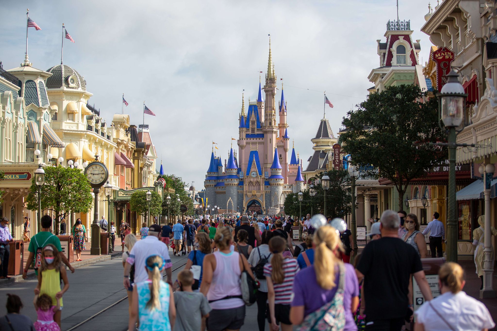 Disney erholt sich von Corona-Krise – Umsatz steigt kräftig