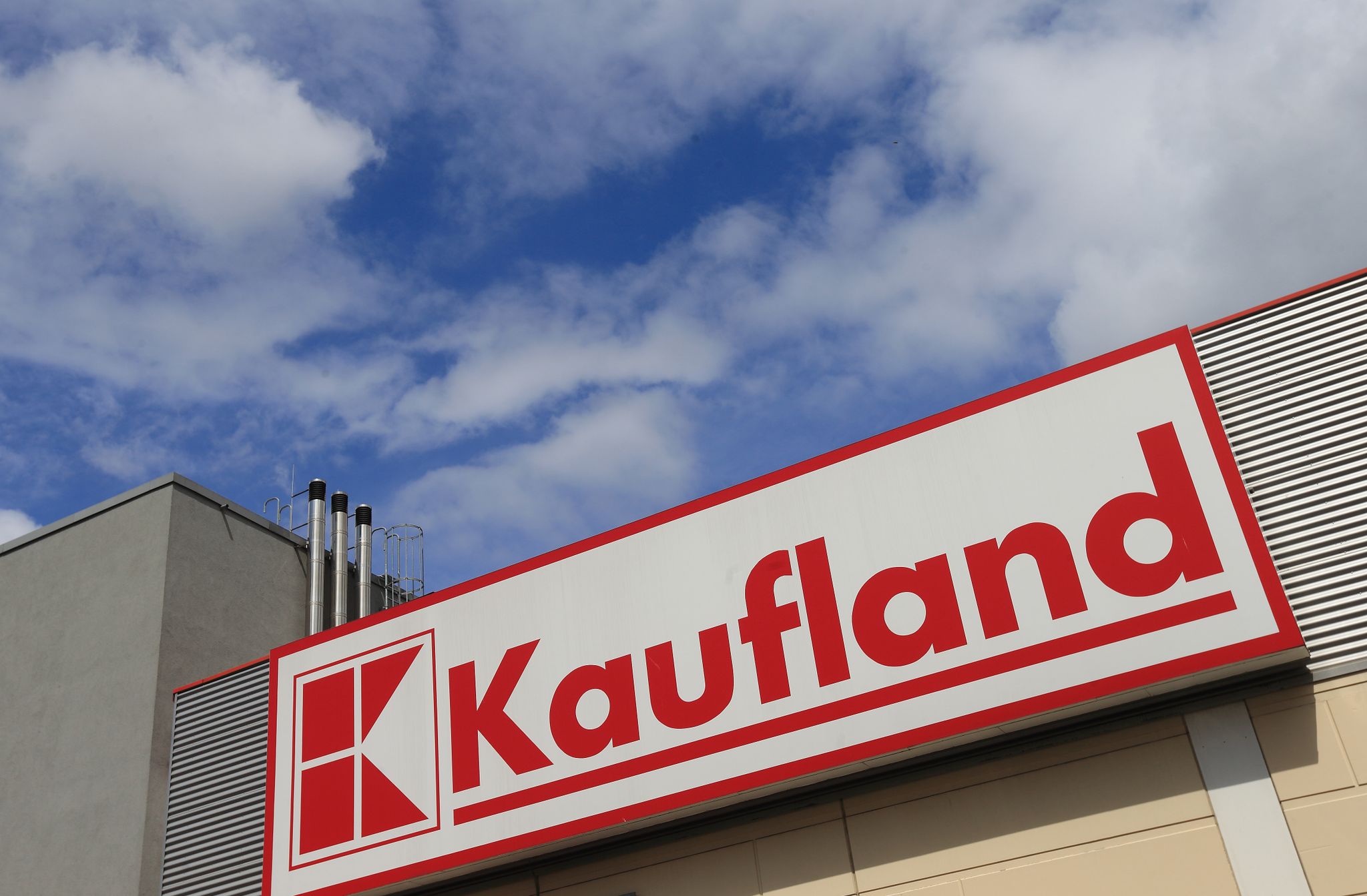 Kaufland kann 22 weitere Real-Standorte übernehmen