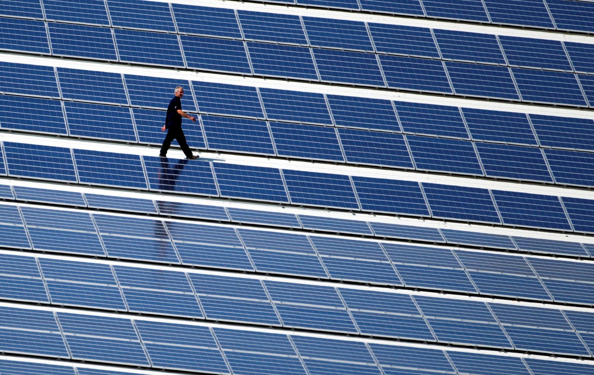 Kommunen fordern 100 000 Solardächer für öffentliche Gebäude
