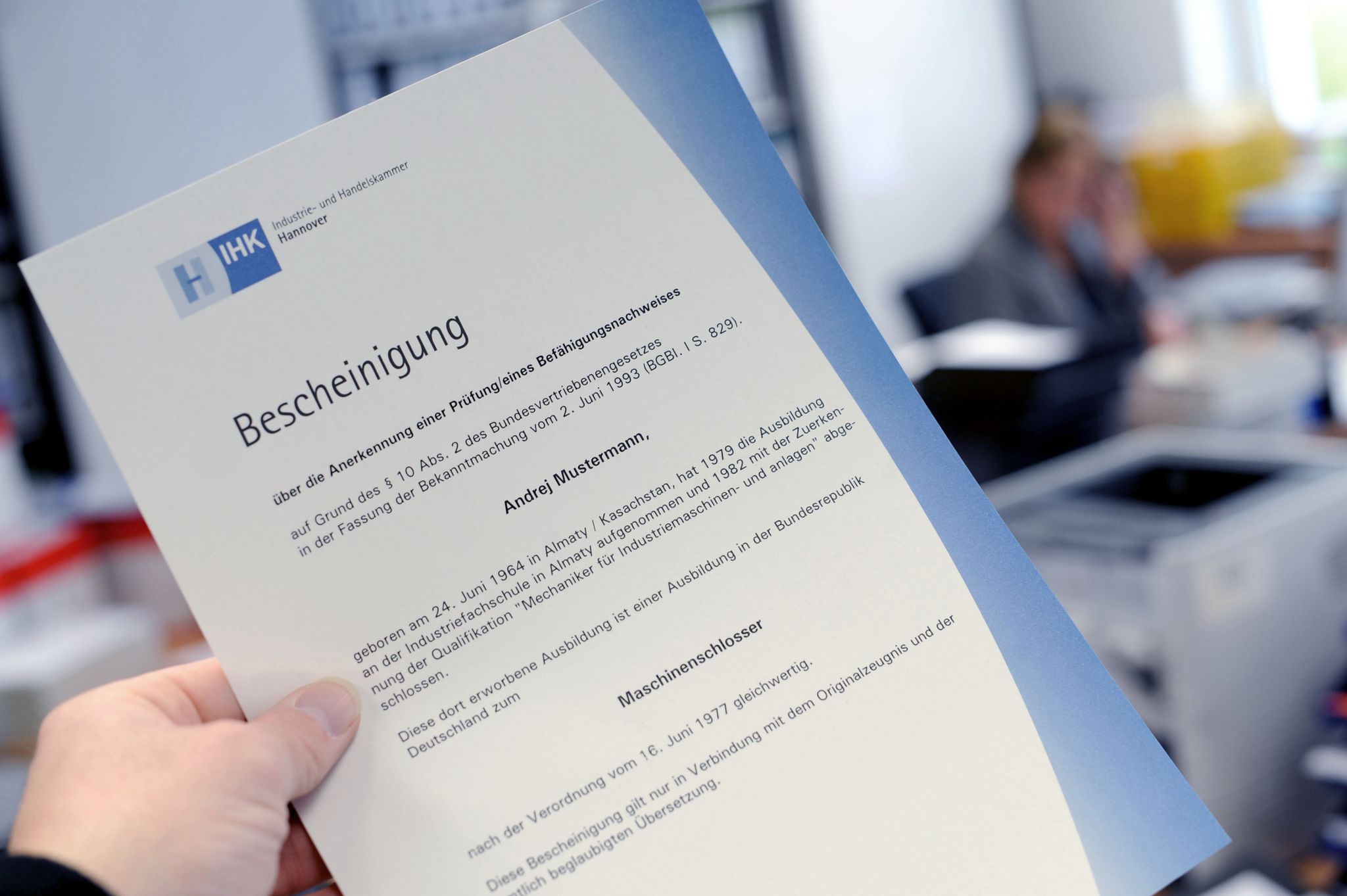 Anerkennung ausländischer Berufsabschlüsse: weniger Anträge