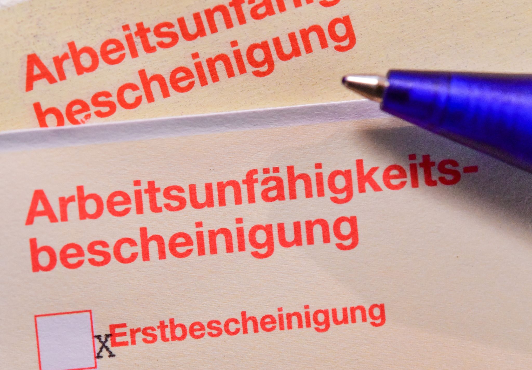 Arbeit: Gericht begrenzt Beweiswert von Krankschreibungen