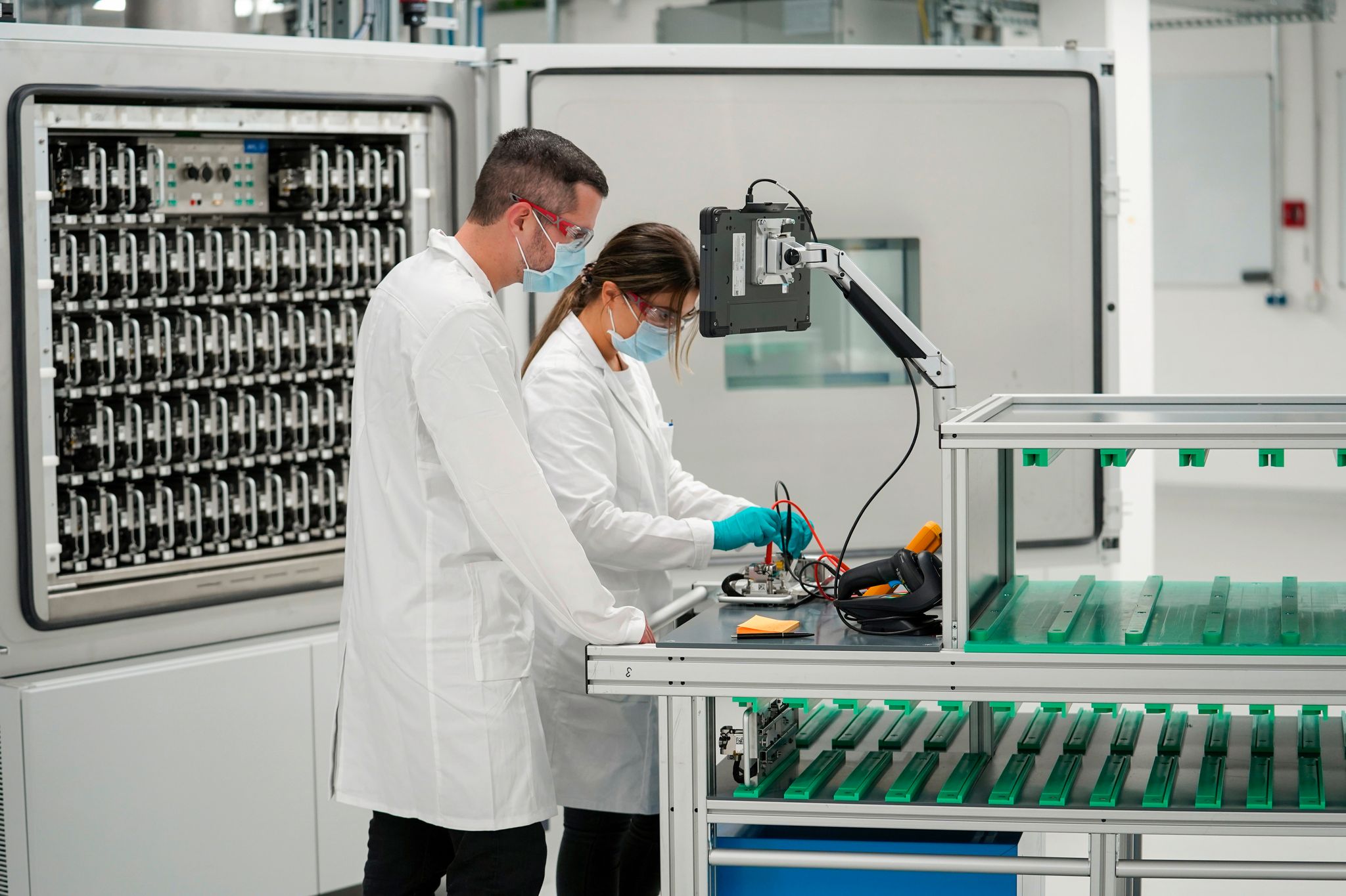 Batterie-Labor für E-Autos startet bei VW in Salzgitter