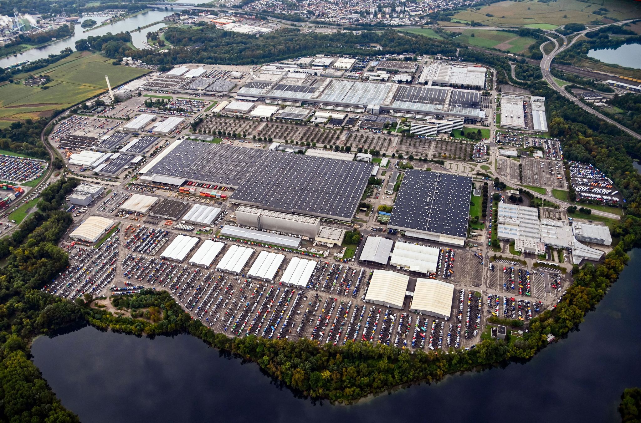 Chipkrise: Autobauer produzieren «auf Halde»