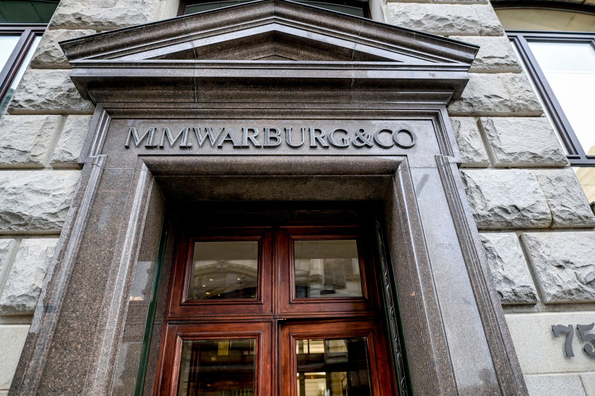 Cum-Ex: Warburg Bank legt Verfassungsbeschwerde ein