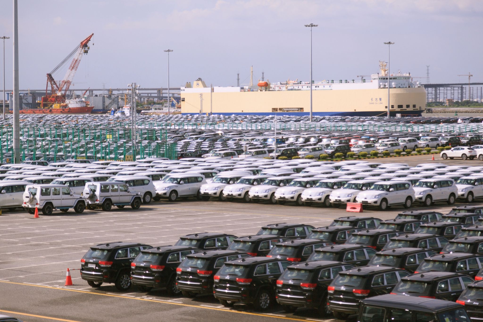 Studie: Autoabsatz 2021 kaum über dem Niveau des Vorjahrs