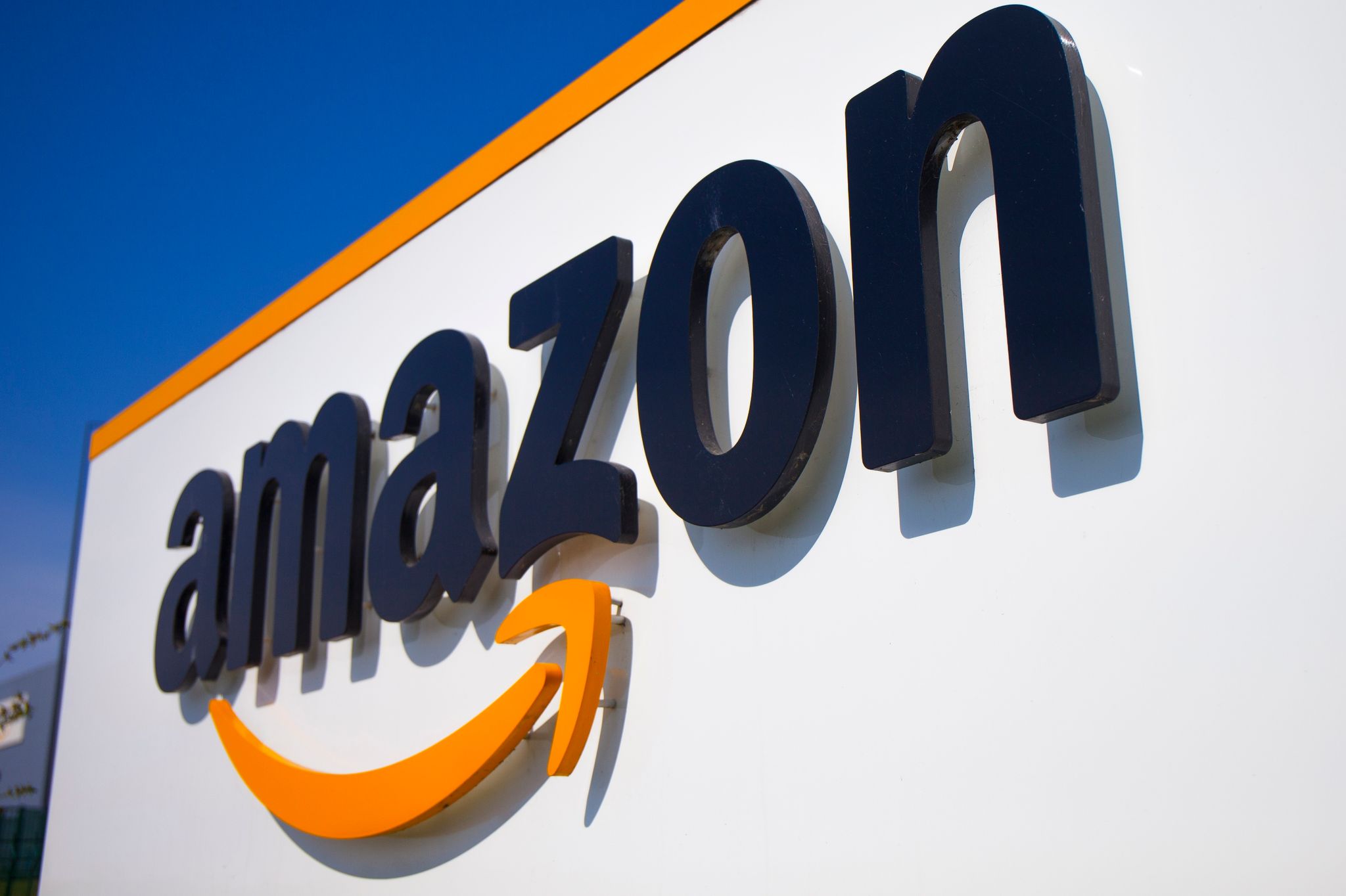 Amazon enttäuscht mit Gewinneinbruch und schwachem Wachstum